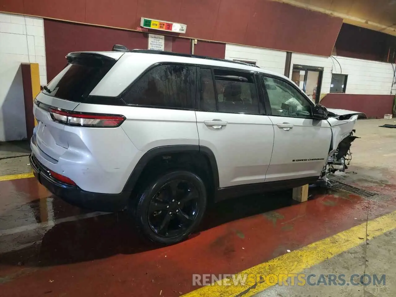 3 Photograph of a damaged car 1C4RJGAGXPC580018 JEEP GRAND CHER 2023