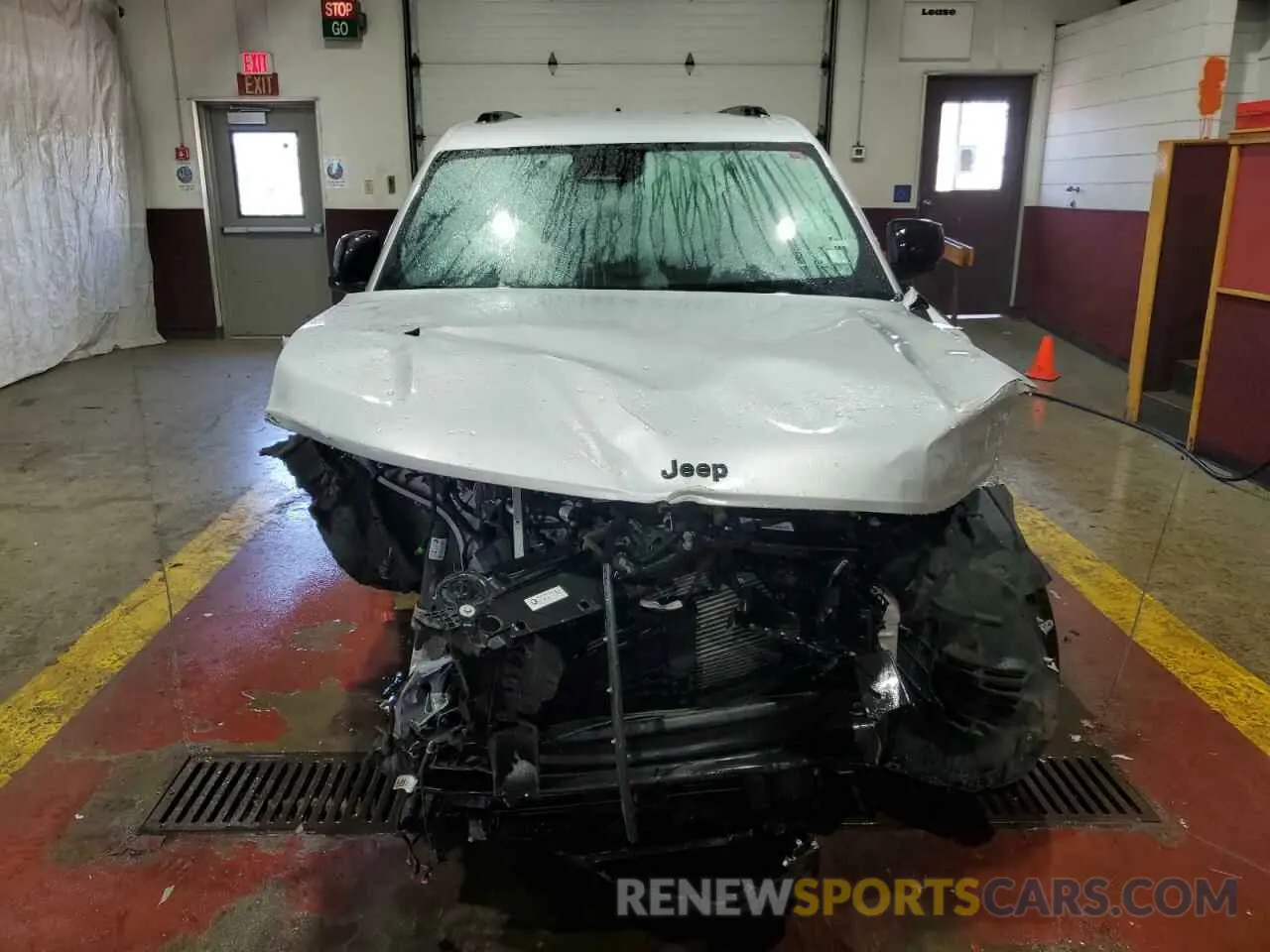 5 Photograph of a damaged car 1C4RJGAGXPC580018 JEEP GRAND CHER 2023