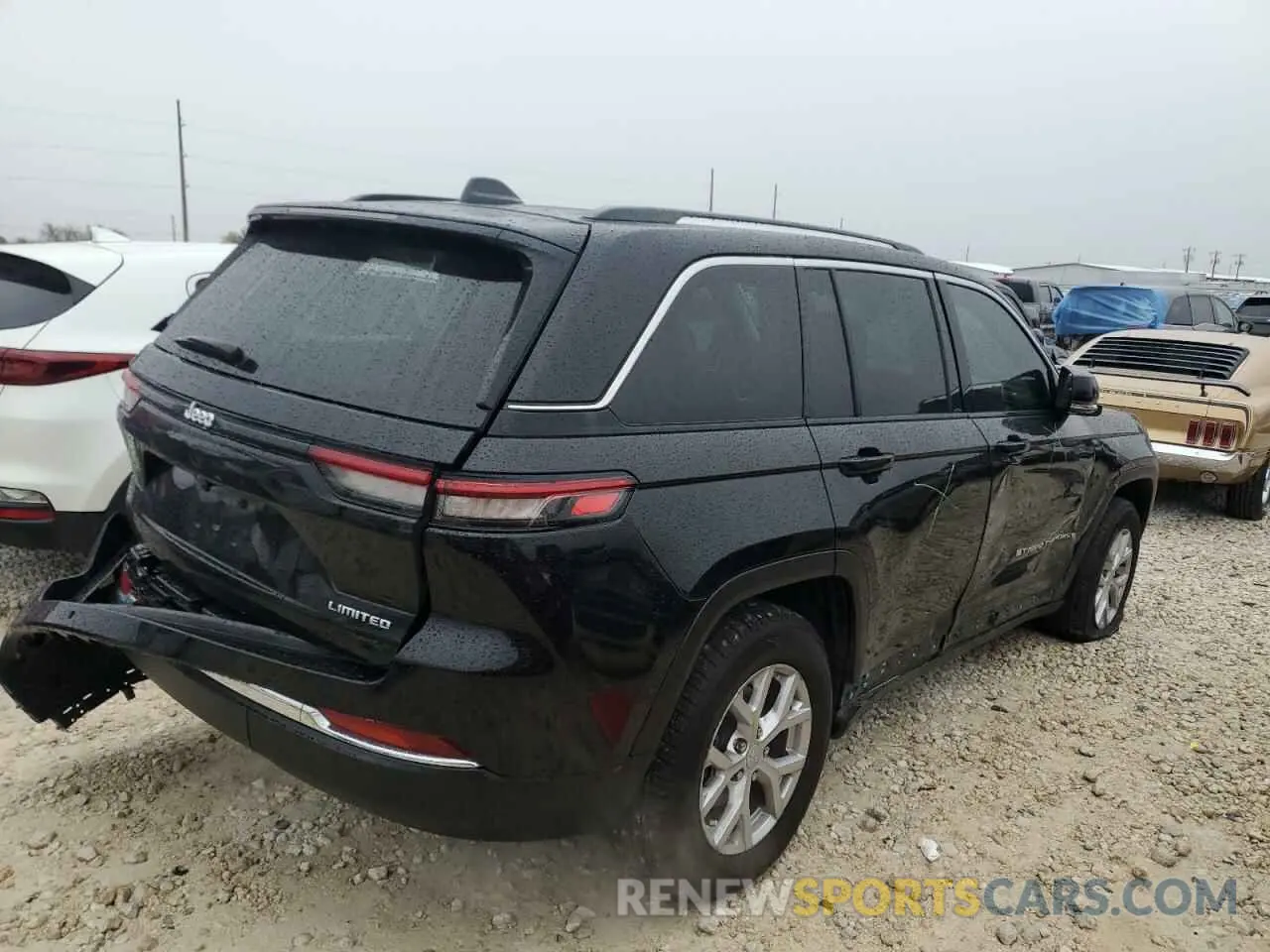 3 Photograph of a damaged car 1C4RJGBG1PC545107 JEEP GRAND CHER 2023