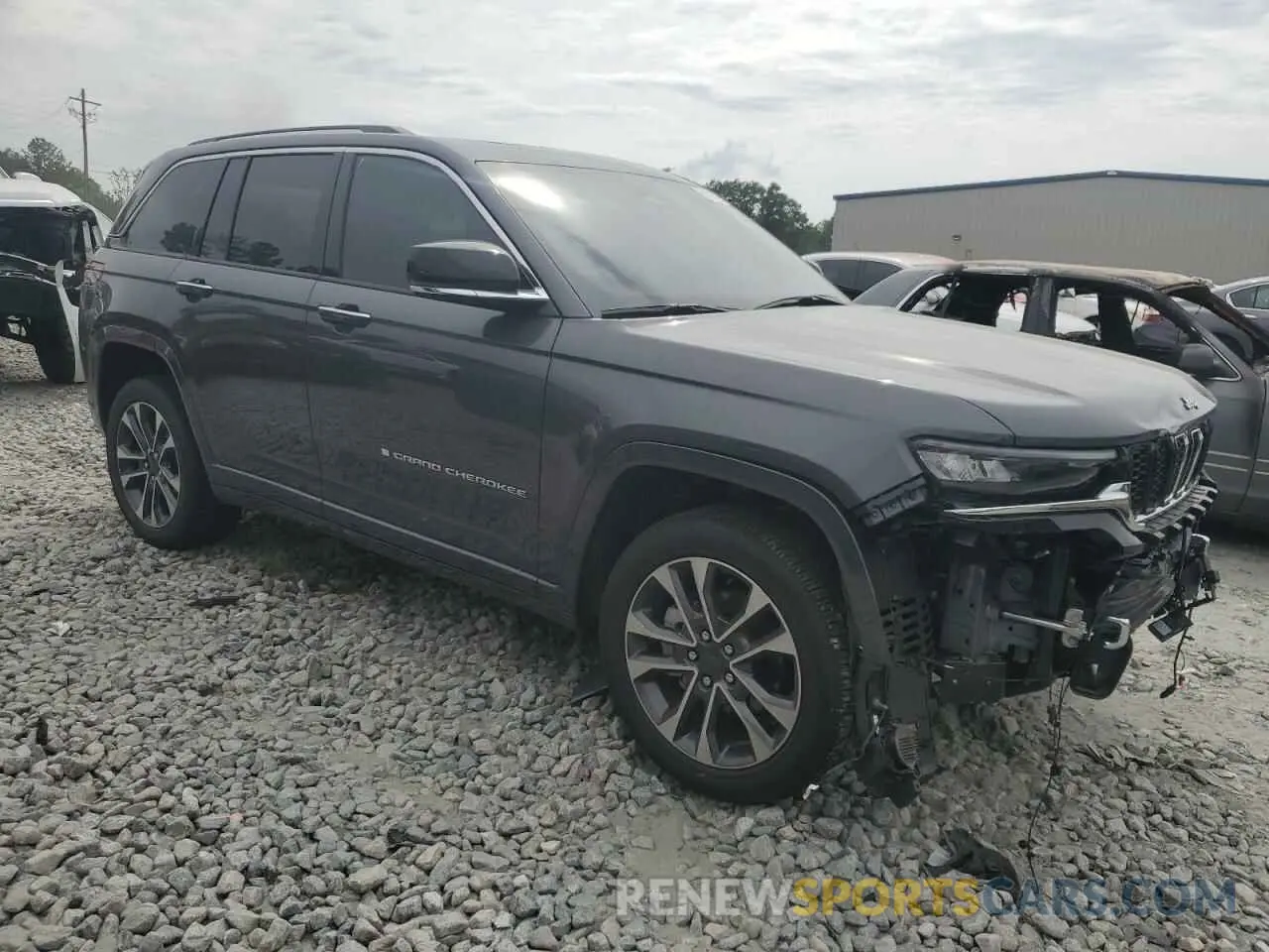 4 Photograph of a damaged car 1C4RJGDG4P8908984 JEEP GRAND CHER 2023