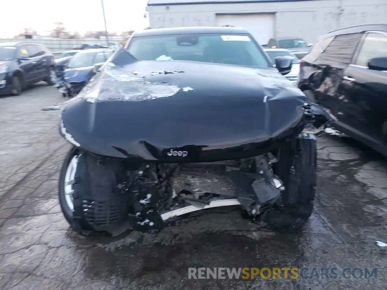 5 Photograph of a damaged car 1C4RJHAG0PC570670 JEEP GRAND CHER 2023