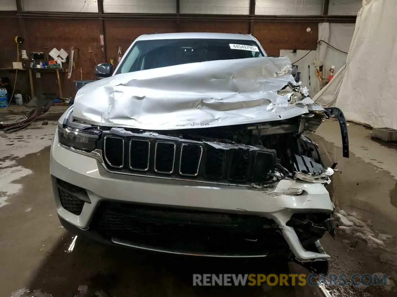 5 Photograph of a damaged car 1C4RJHAG1PC676612 JEEP GRAND CHER 2023