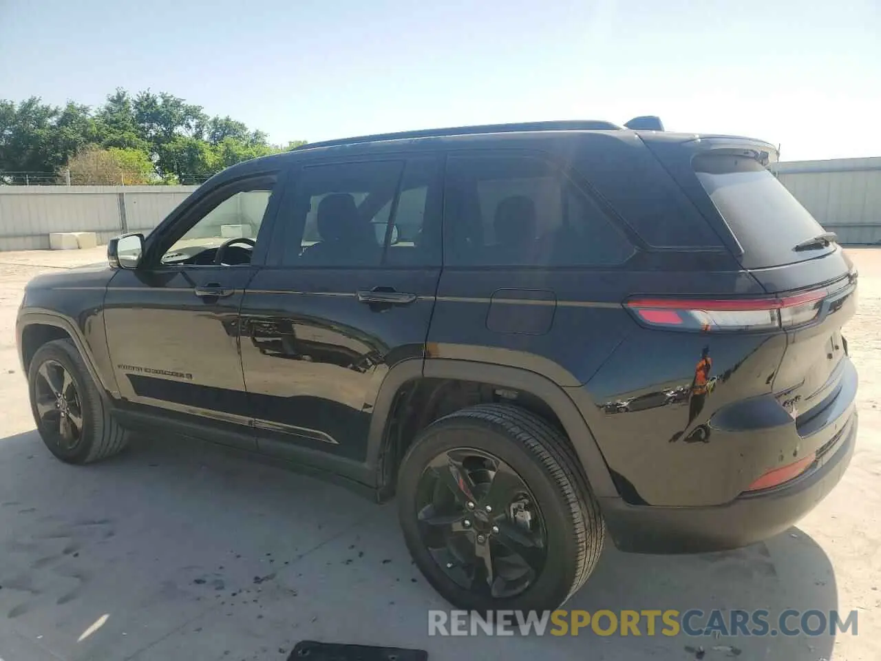 2 Photograph of a damaged car 1C4RJHAG3PC561011 JEEP GRAND CHER 2023