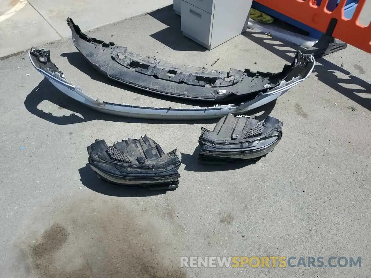 13 Photograph of a damaged car 1C4RJHAG7PC669101 JEEP GRAND CHER 2023