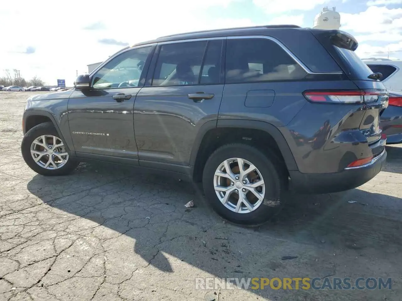 2 Photograph of a damaged car 1C4RJHBG1P8881722 JEEP GRAND CHER 2023
