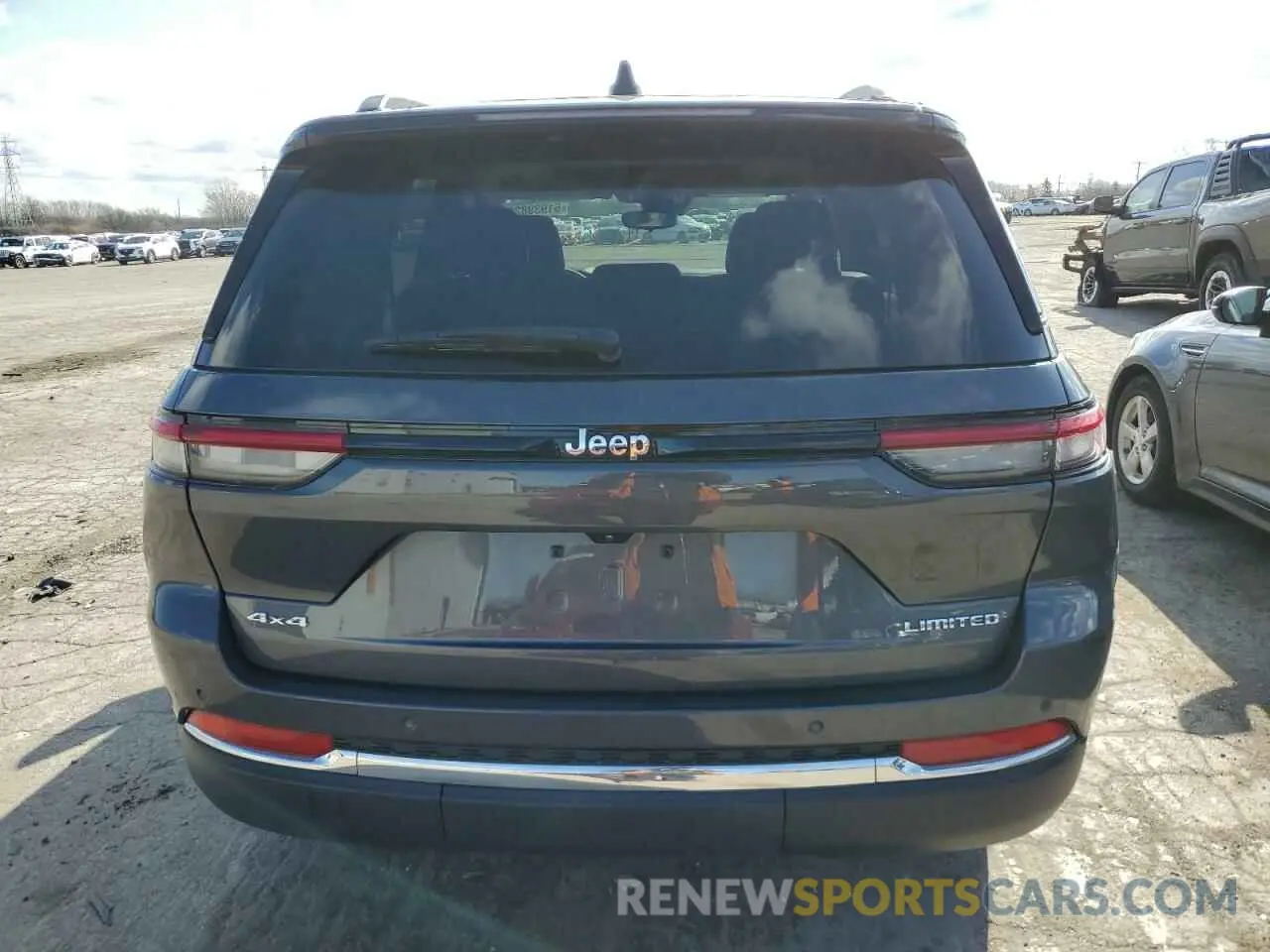 6 Photograph of a damaged car 1C4RJHBG1P8881722 JEEP GRAND CHER 2023