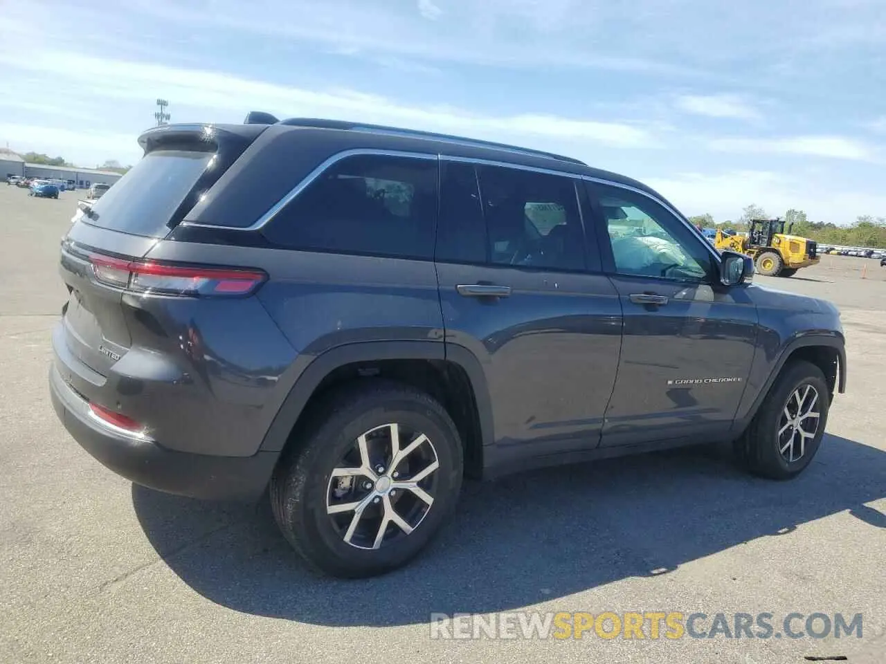 3 Photograph of a damaged car 1C4RJHBG5PC660640 JEEP GRAND CHER 2023