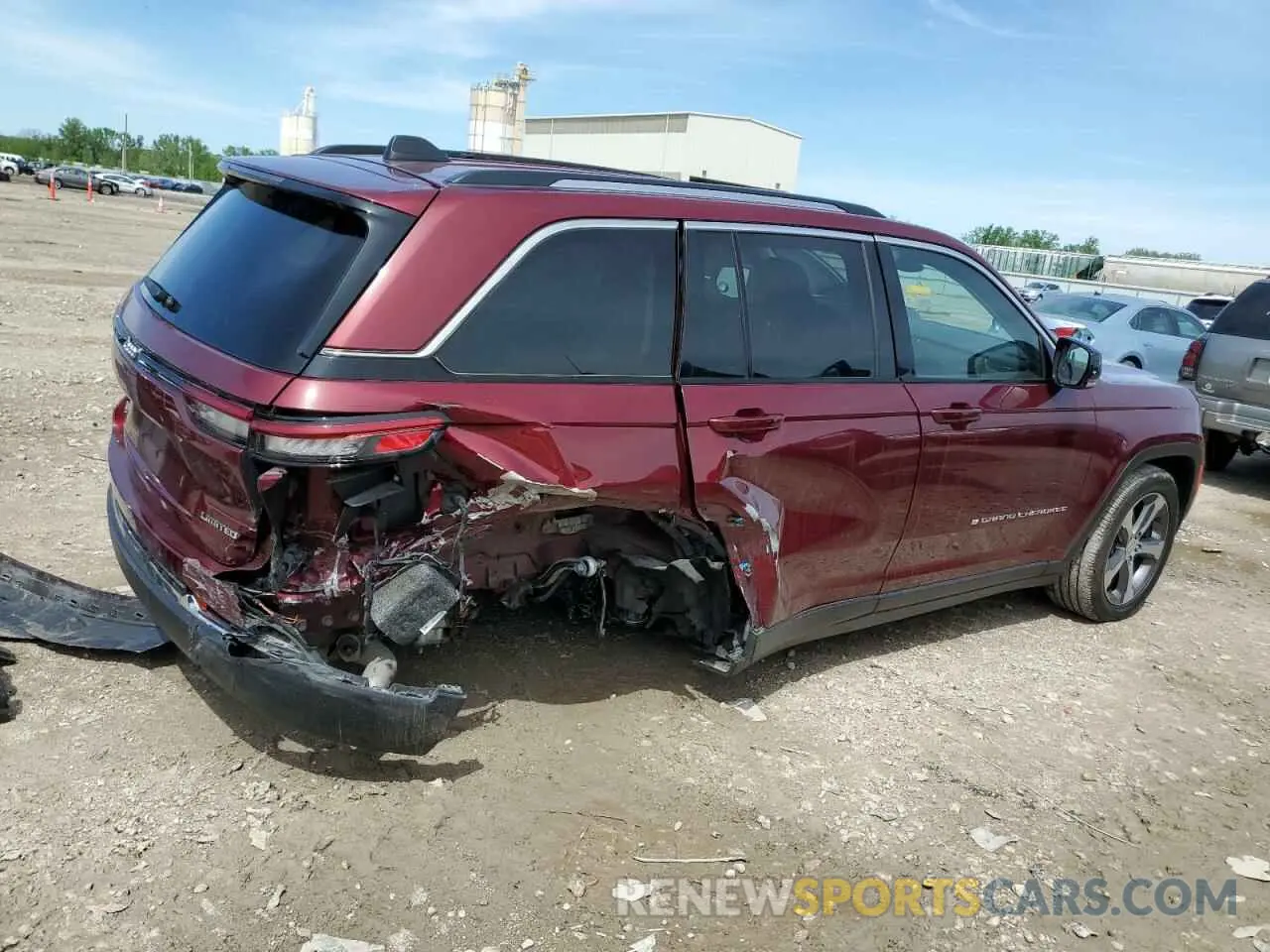 3 Photograph of a damaged car 1C4RJHBG7PC536319 JEEP GRAND CHER 2023