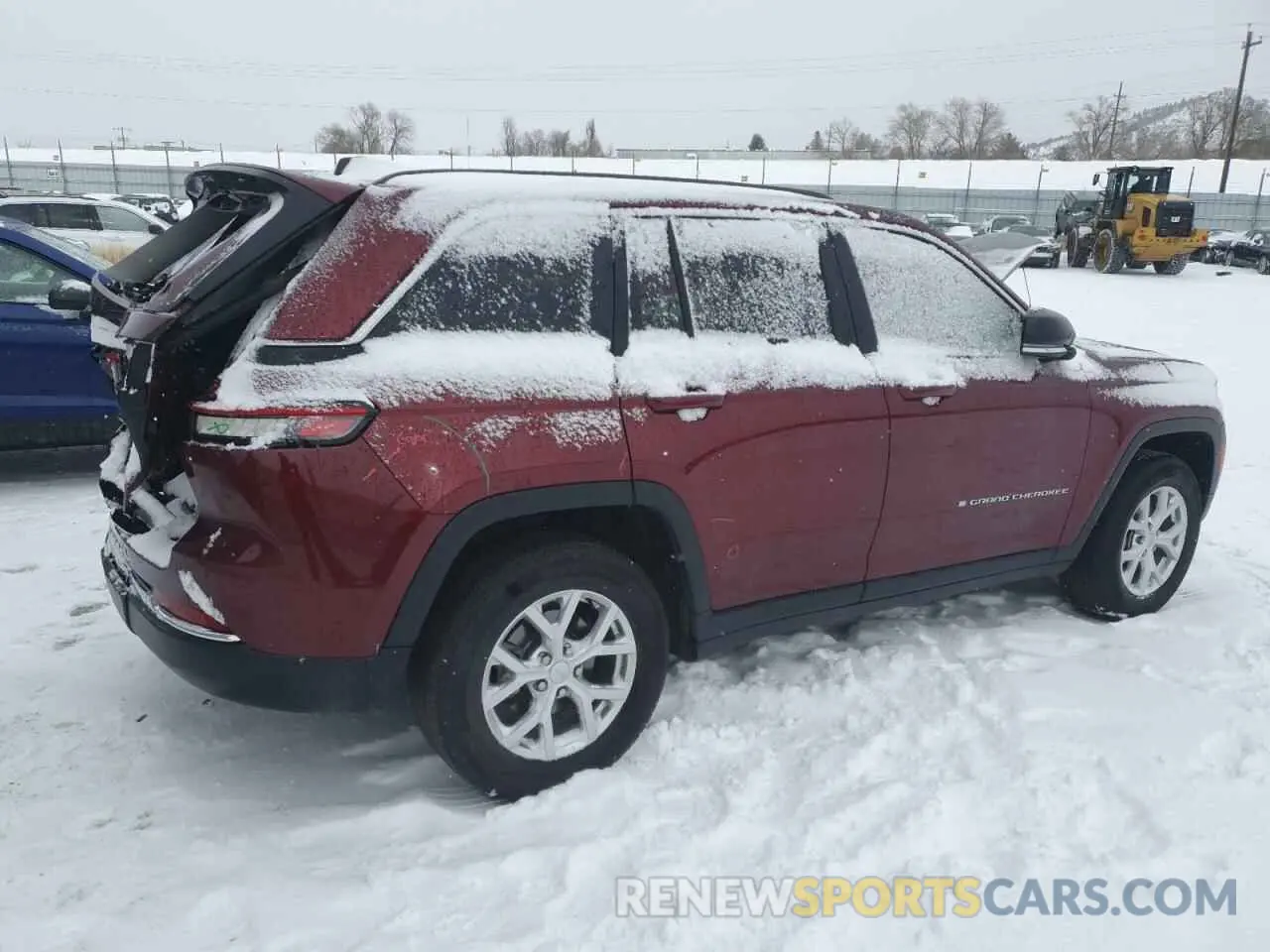 3 Photograph of a damaged car 1C4RJHBG7PC578618 JEEP GRAND CHER 2023