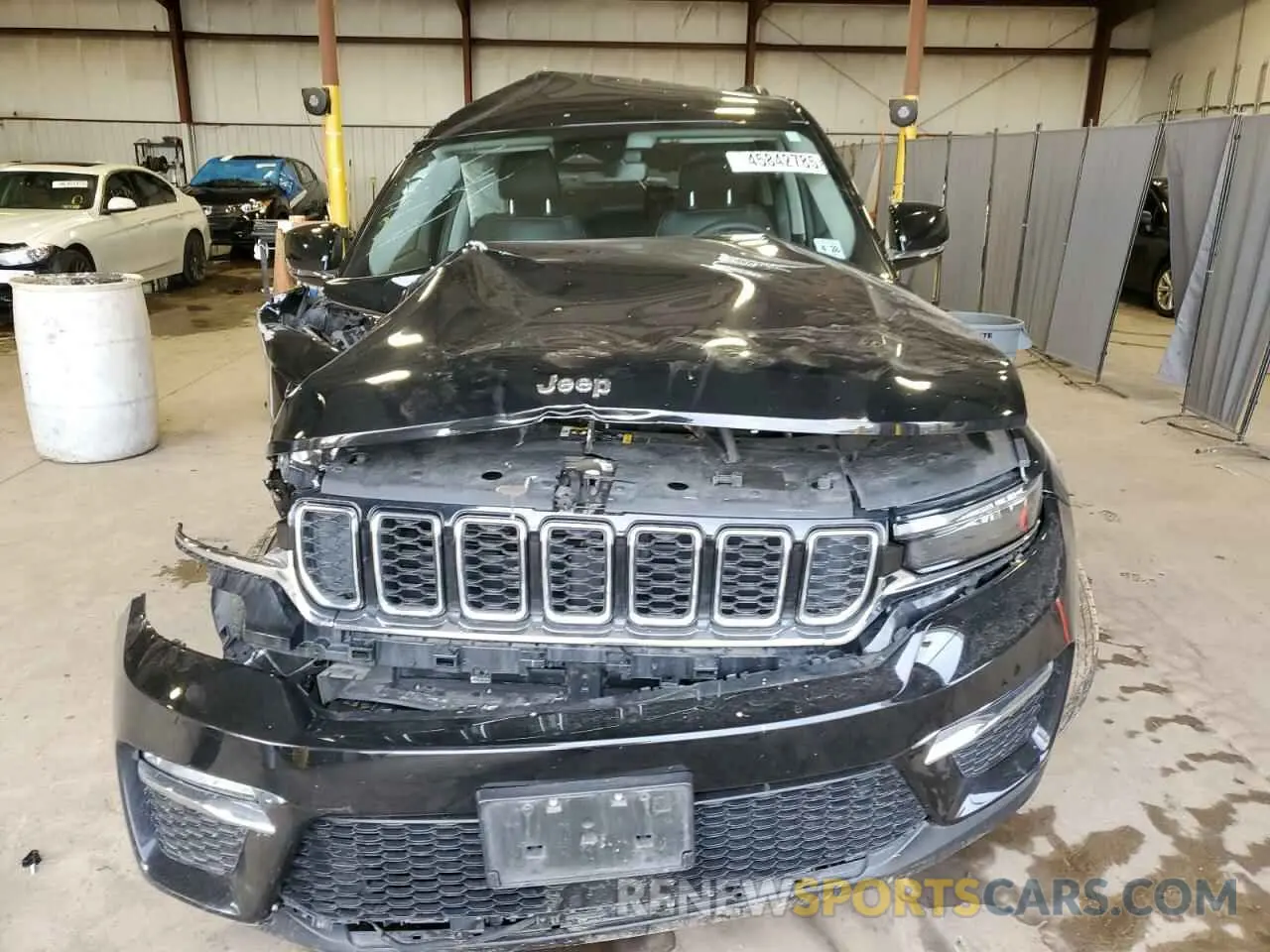 5 Photograph of a damaged car 1C4RJHBG9PC512703 JEEP GRAND CHER 2023