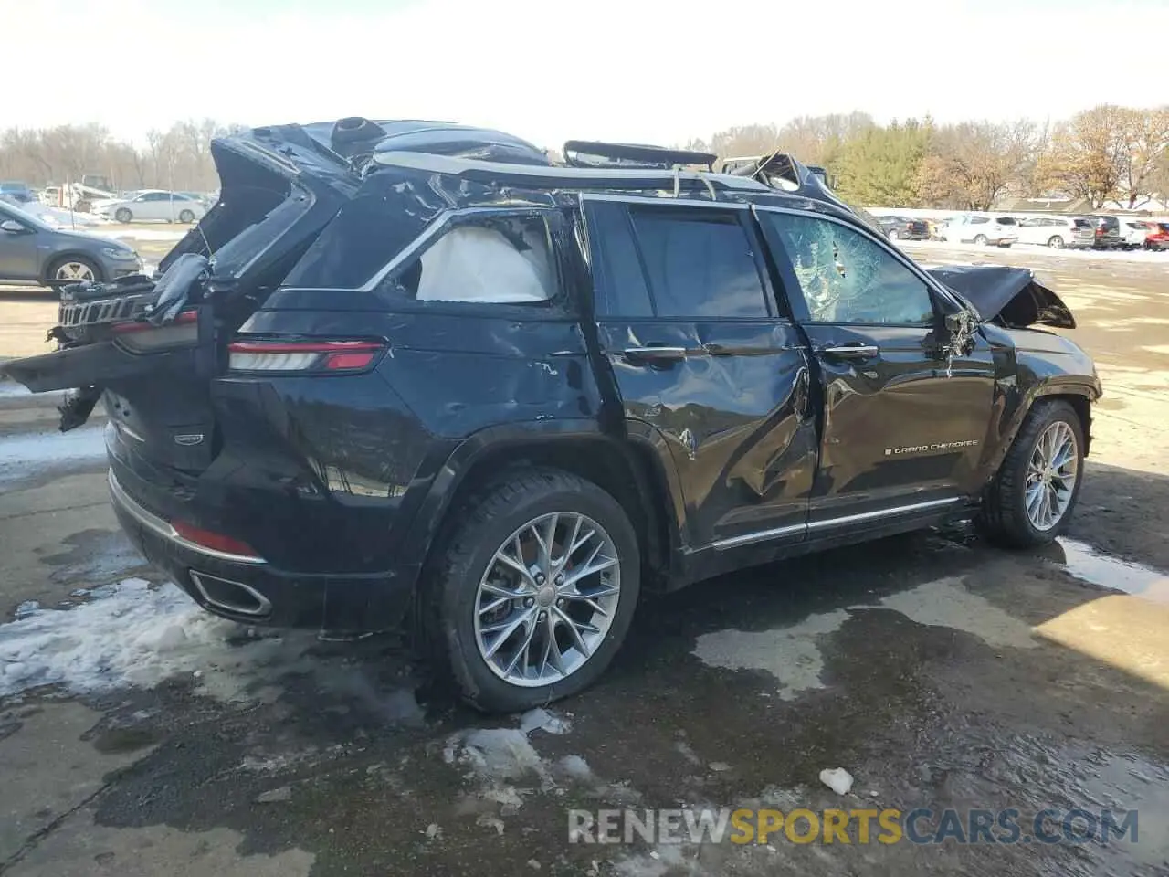 3 Photograph of a damaged car 1C4RJHEG5P8852204 JEEP GRAND CHER 2023