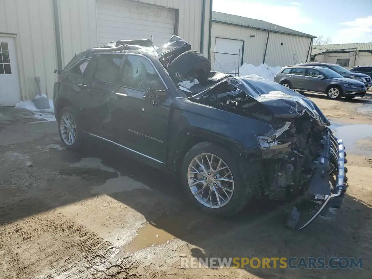 4 Photograph of a damaged car 1C4RJHEG5P8852204 JEEP GRAND CHER 2023