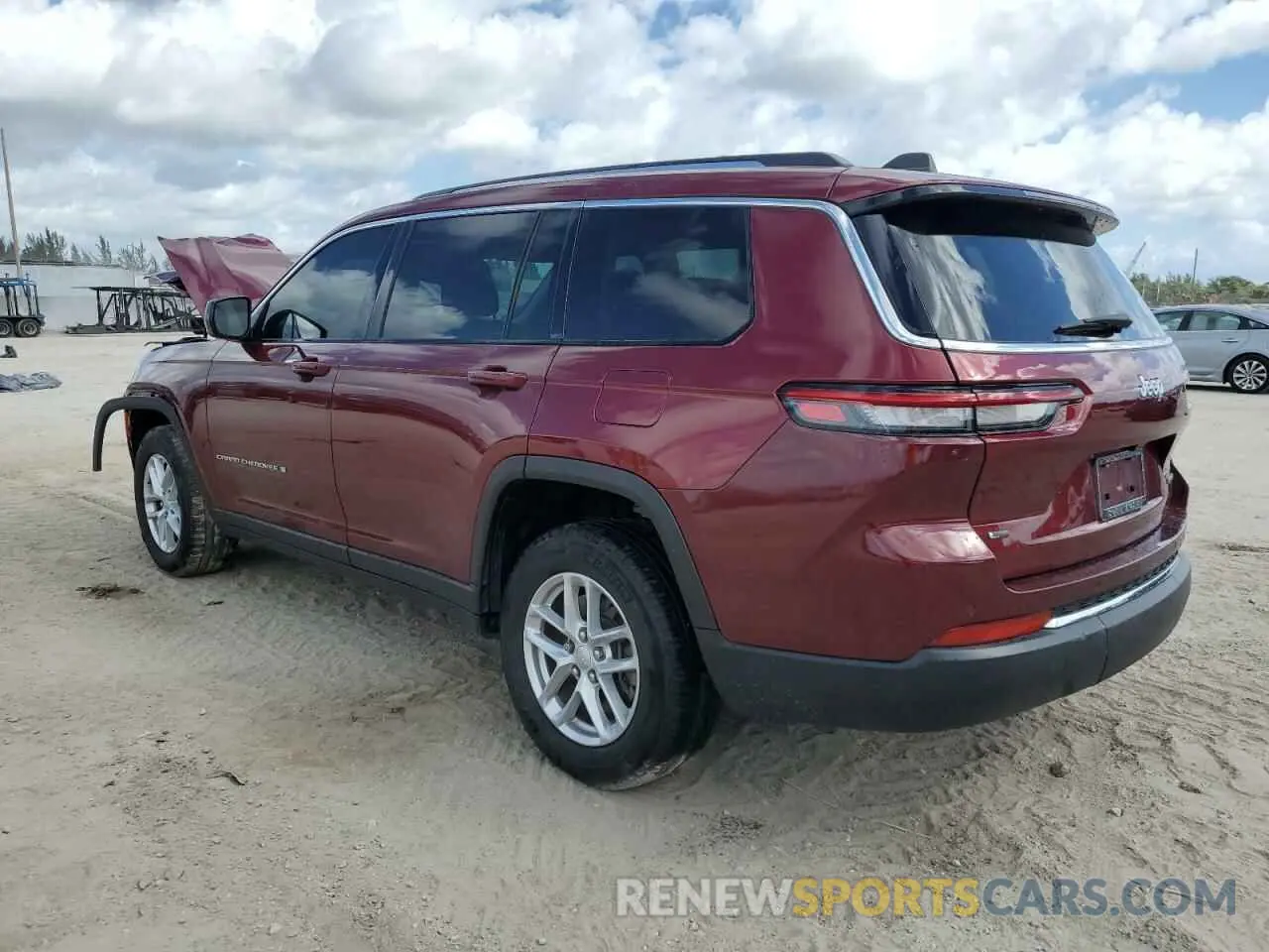 2 Photograph of a damaged car 1C4RJJAG8P8794523 JEEP GRAND CHER 2023