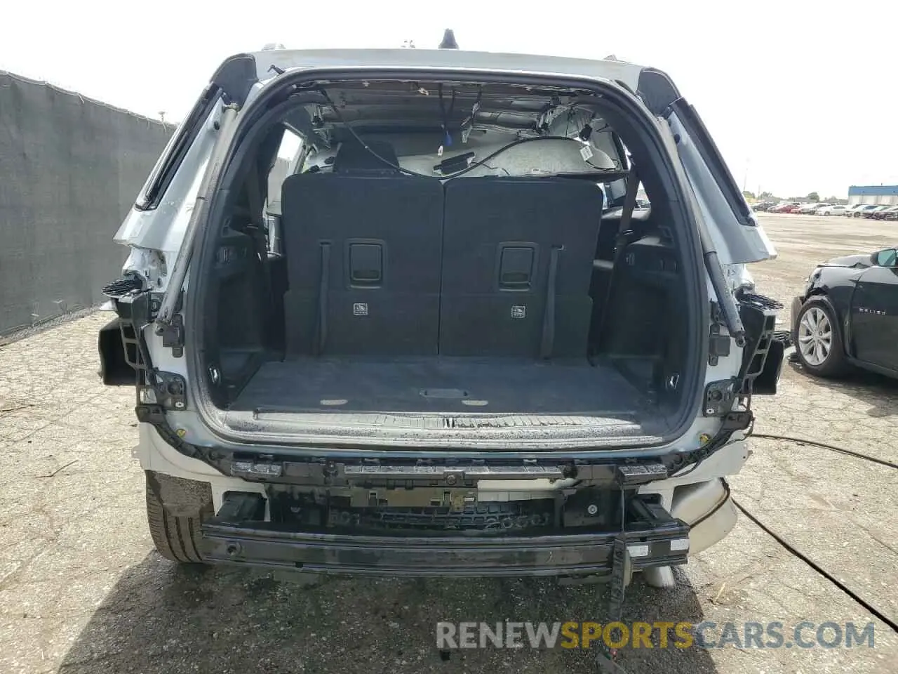 6 Photograph of a damaged car 1C4RJJAG9P8901465 JEEP GRAND CHER 2023