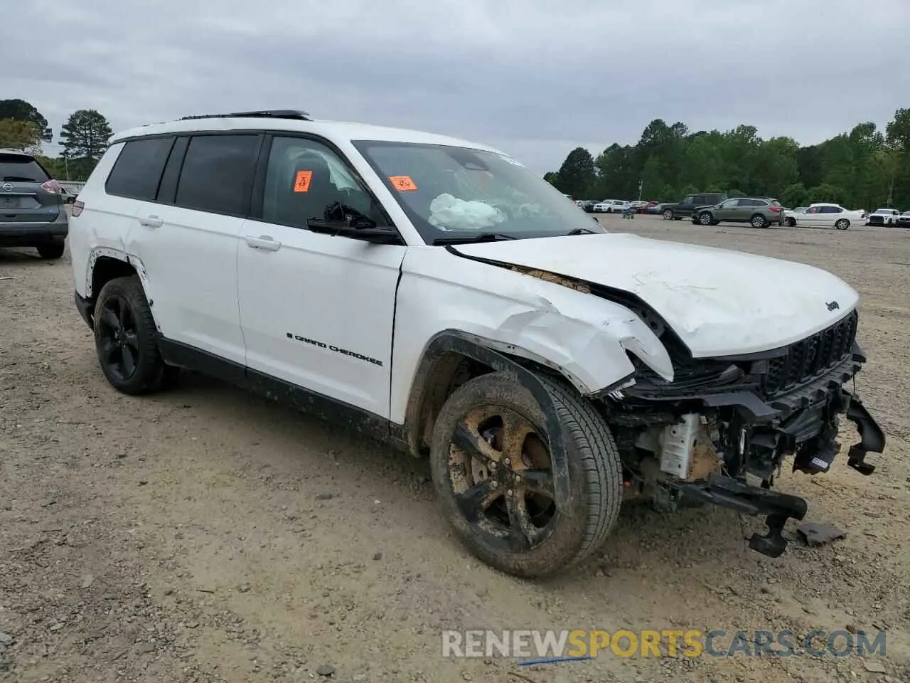4 Photograph of a damaged car 1C4RJJBG0P8755178 JEEP GRAND CHER 2023