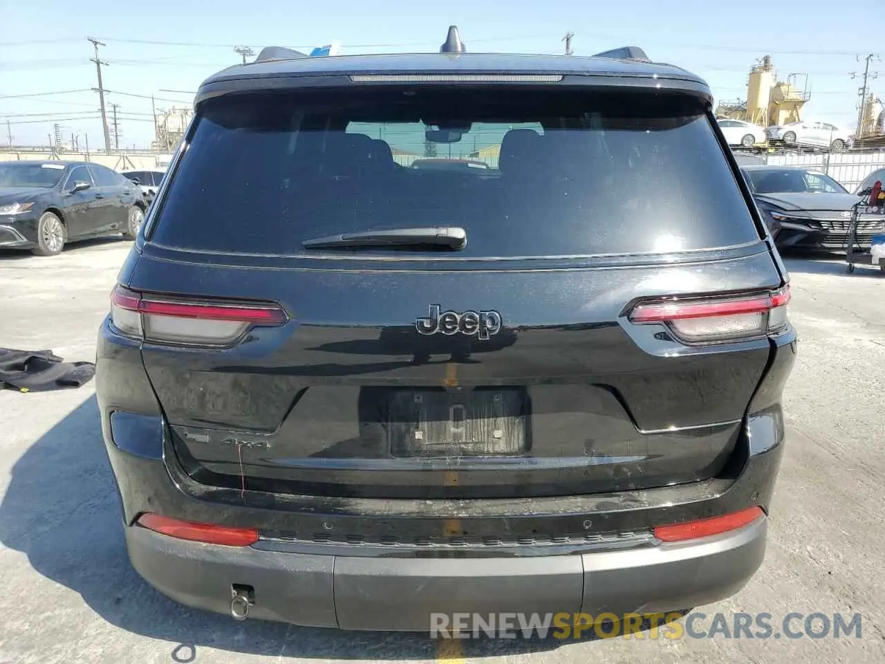 6 Photograph of a damaged car 1C4RJKAG2P8723369 JEEP GRAND CHER 2023