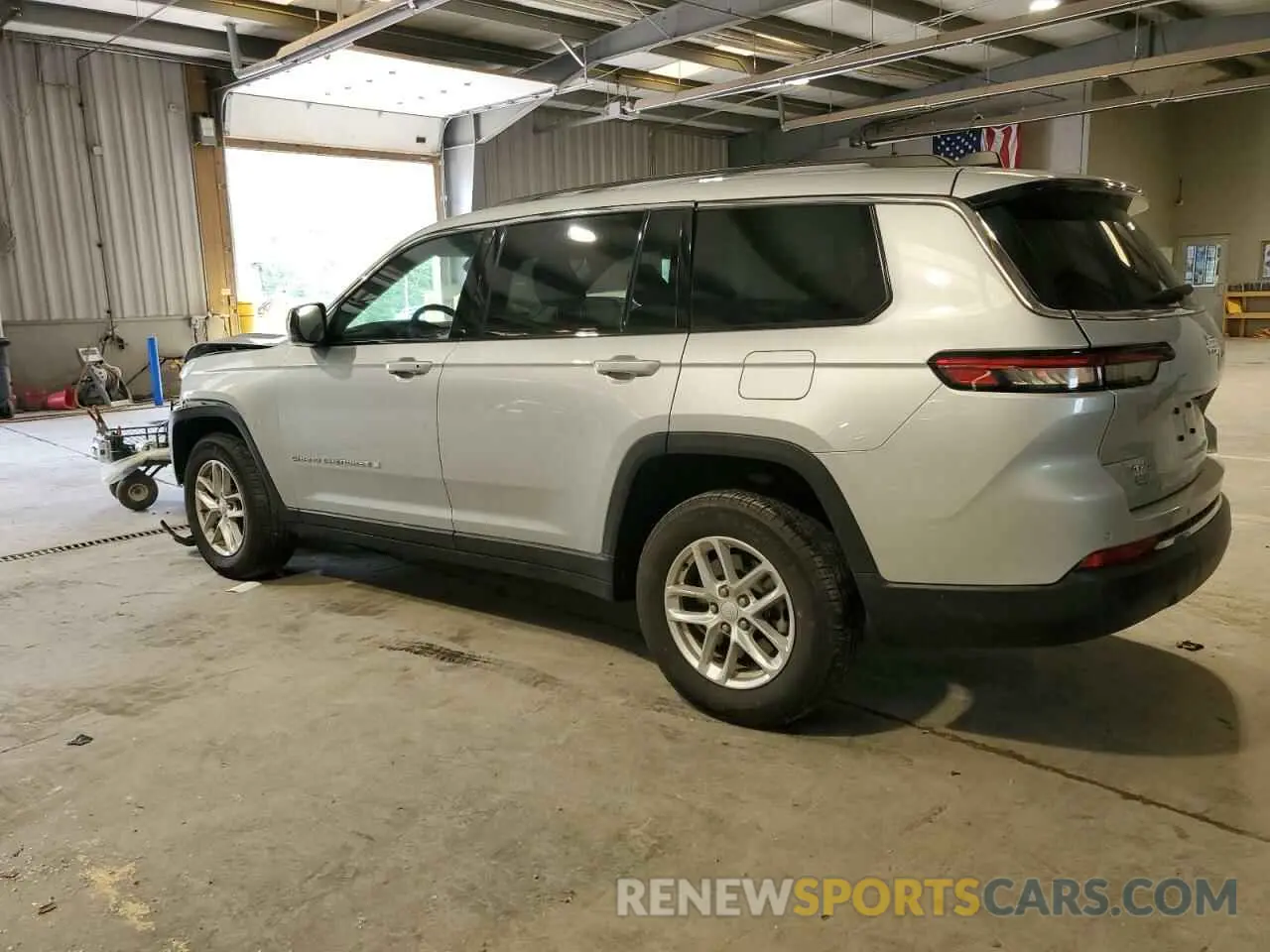 2 Photograph of a damaged car 1C4RJKAG2P8852406 JEEP GRAND CHER 2023
