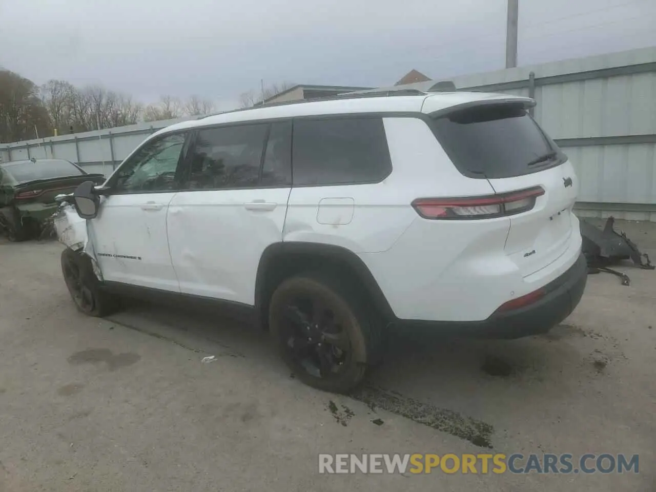 2 Photograph of a damaged car 1C4RJKAG2P8874082 JEEP GRAND CHER 2023