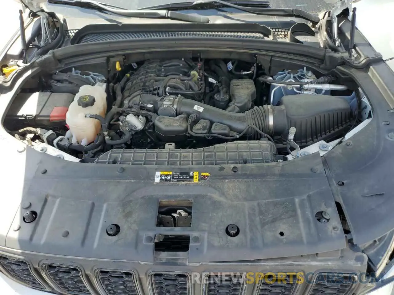 13 Photograph of a damaged car 1C4RJKAG3P8899184 JEEP GRAND CHER 2023