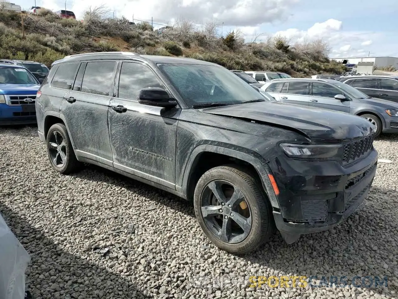 4 Photograph of a damaged car 1C4RJKAG5P8806097 JEEP GRAND CHER 2023