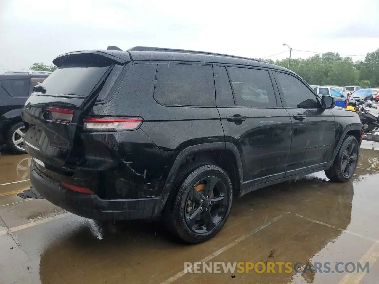 3 Photograph of a damaged car 1C4RJKAG9P8829088 JEEP GRAND CHER 2023