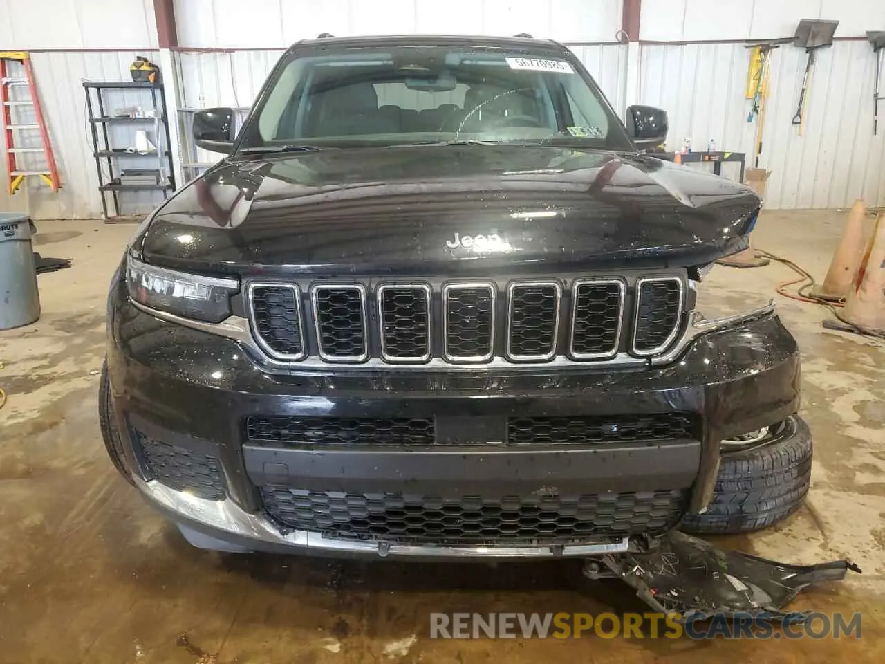 5 Photograph of a damaged car 1C4RJKAGXP8729548 JEEP GRAND CHER 2023