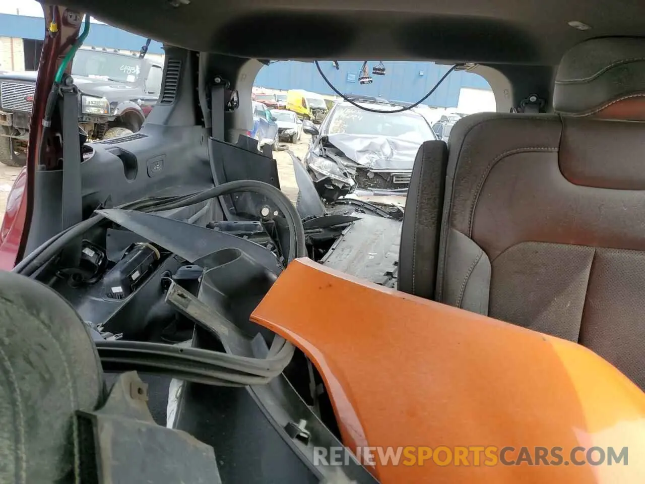 10 Photograph of a damaged car 1C4RJKAGXP8799194 JEEP GRAND CHER 2023