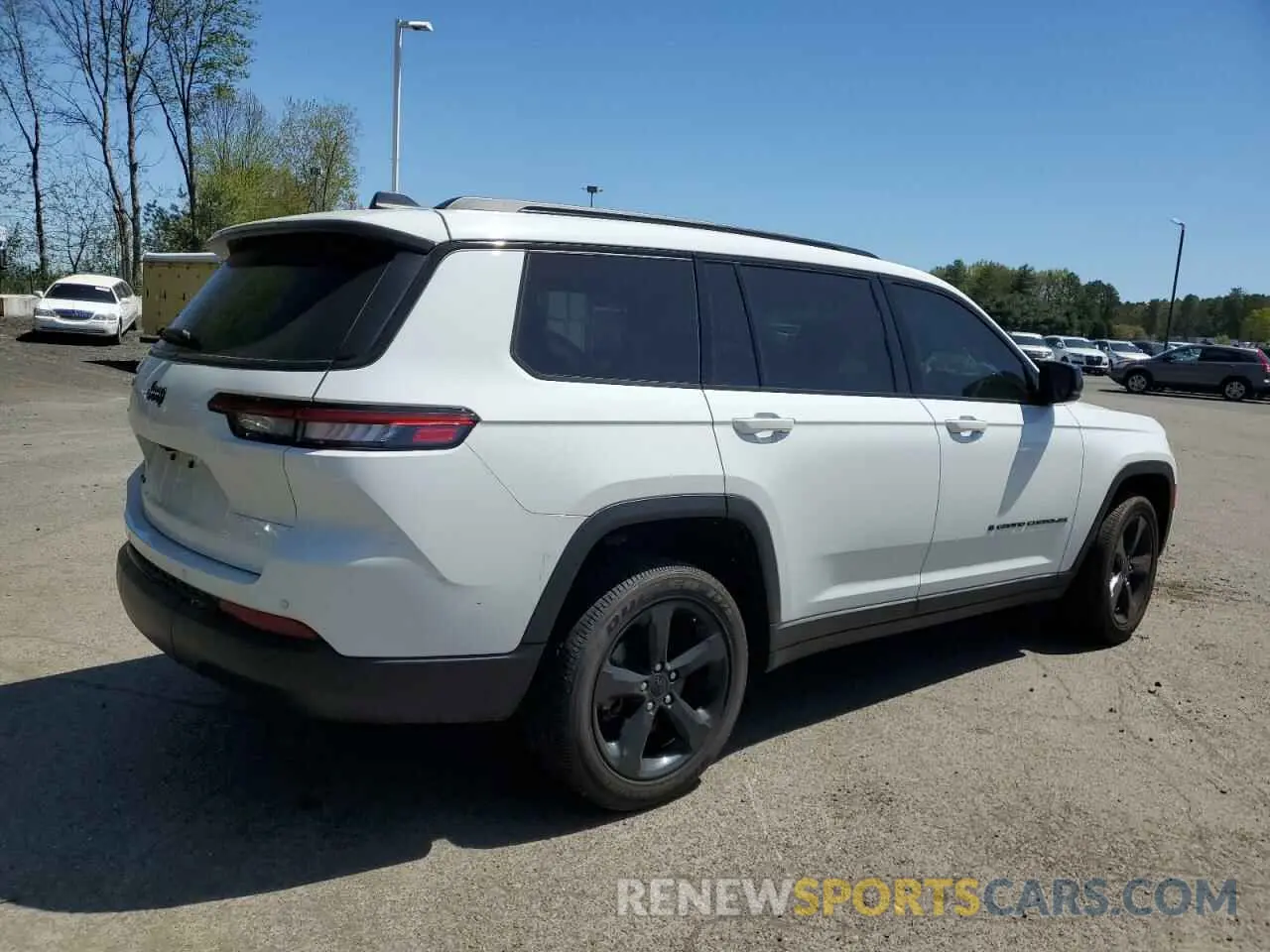 3 Photograph of a damaged car 1C4RJKAGXP8858325 JEEP GRAND CHER 2023