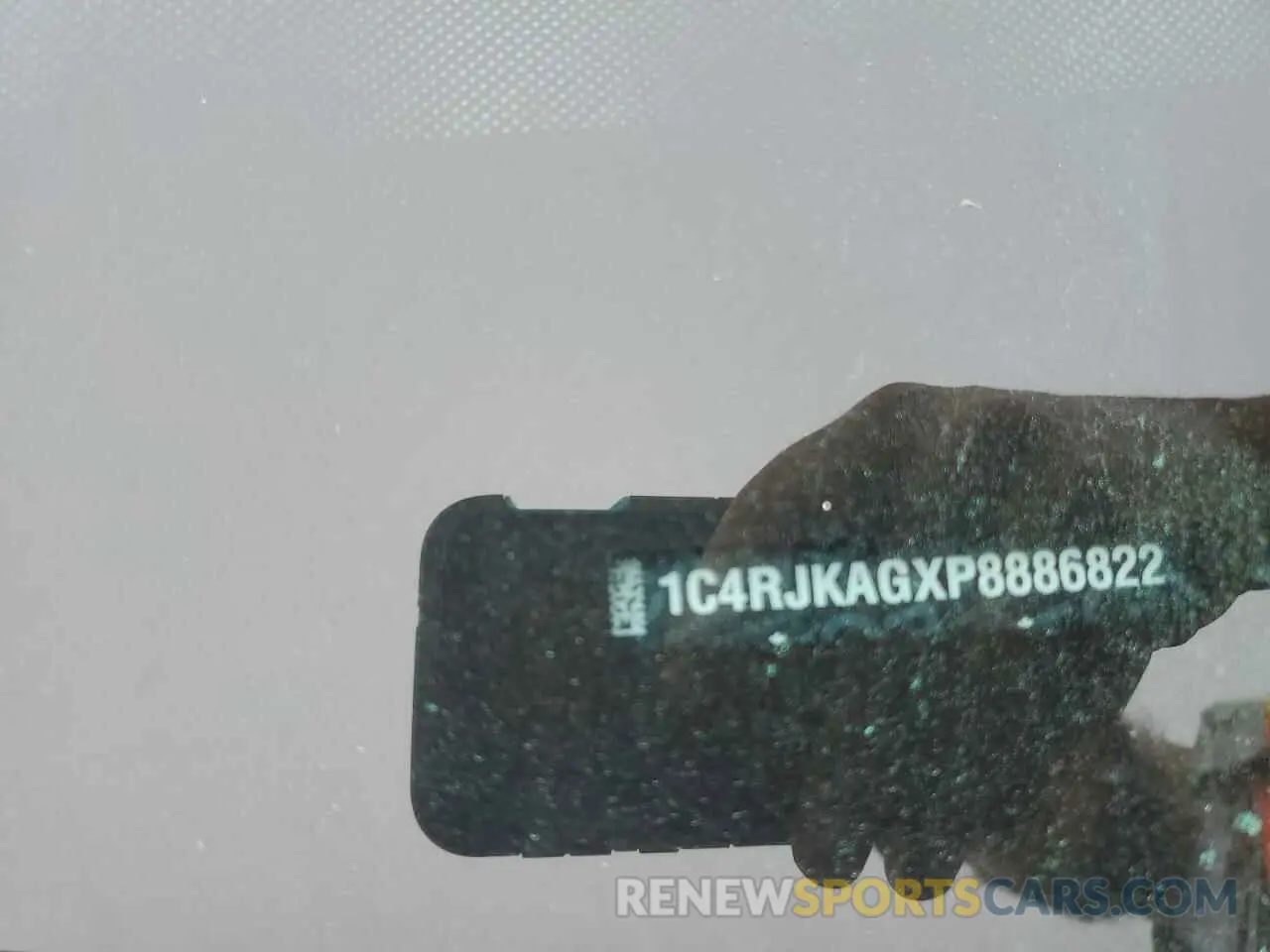 13 Photograph of a damaged car 1C4RJKAGXP8886822 JEEP GRAND CHER 2023