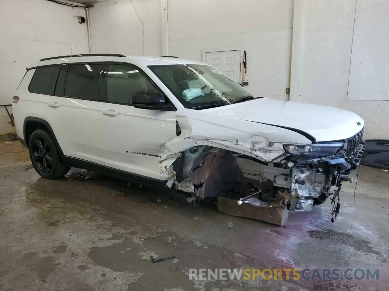 4 Photograph of a damaged car 1C4RJKAGXP8887176 JEEP GRAND CHER 2023
