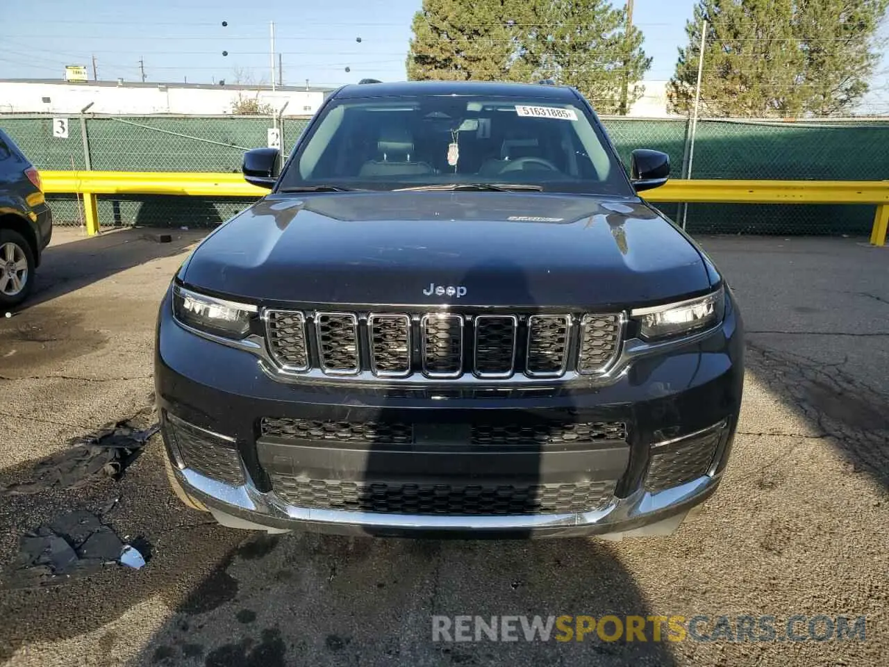 5 Photograph of a damaged car 1C4RJKBG2P8777320 JEEP GRAND CHER 2023