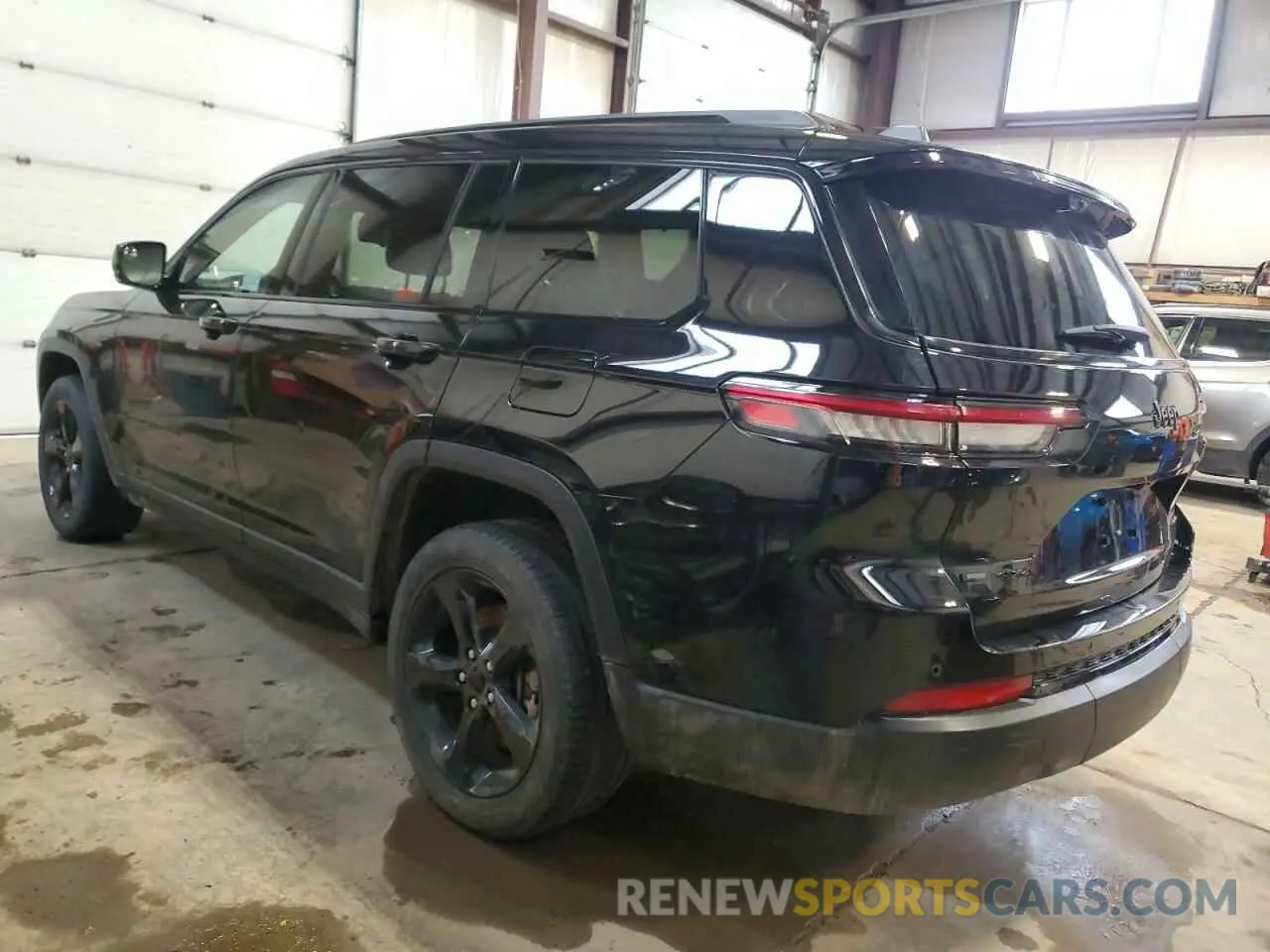 2 Photograph of a damaged car 1C4RJKBG3P8760946 JEEP GRAND CHER 2023