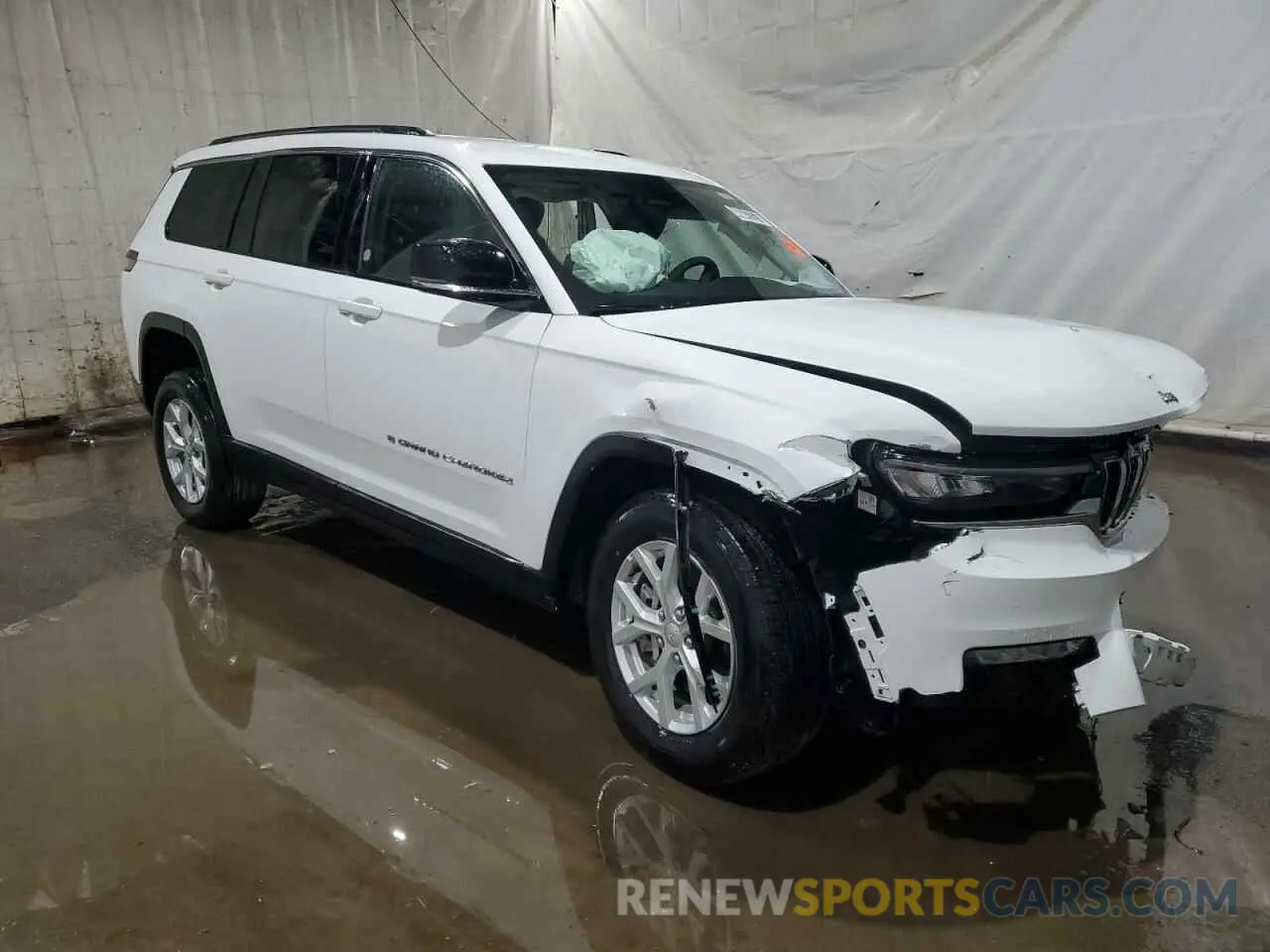 4 Photograph of a damaged car 1C4RJKBG6P8886489 JEEP GRAND CHER 2023