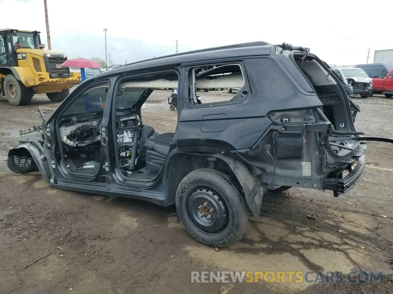 2 Photograph of a damaged car 1C4RJKBG7P8731322 JEEP GRAND CHER 2023