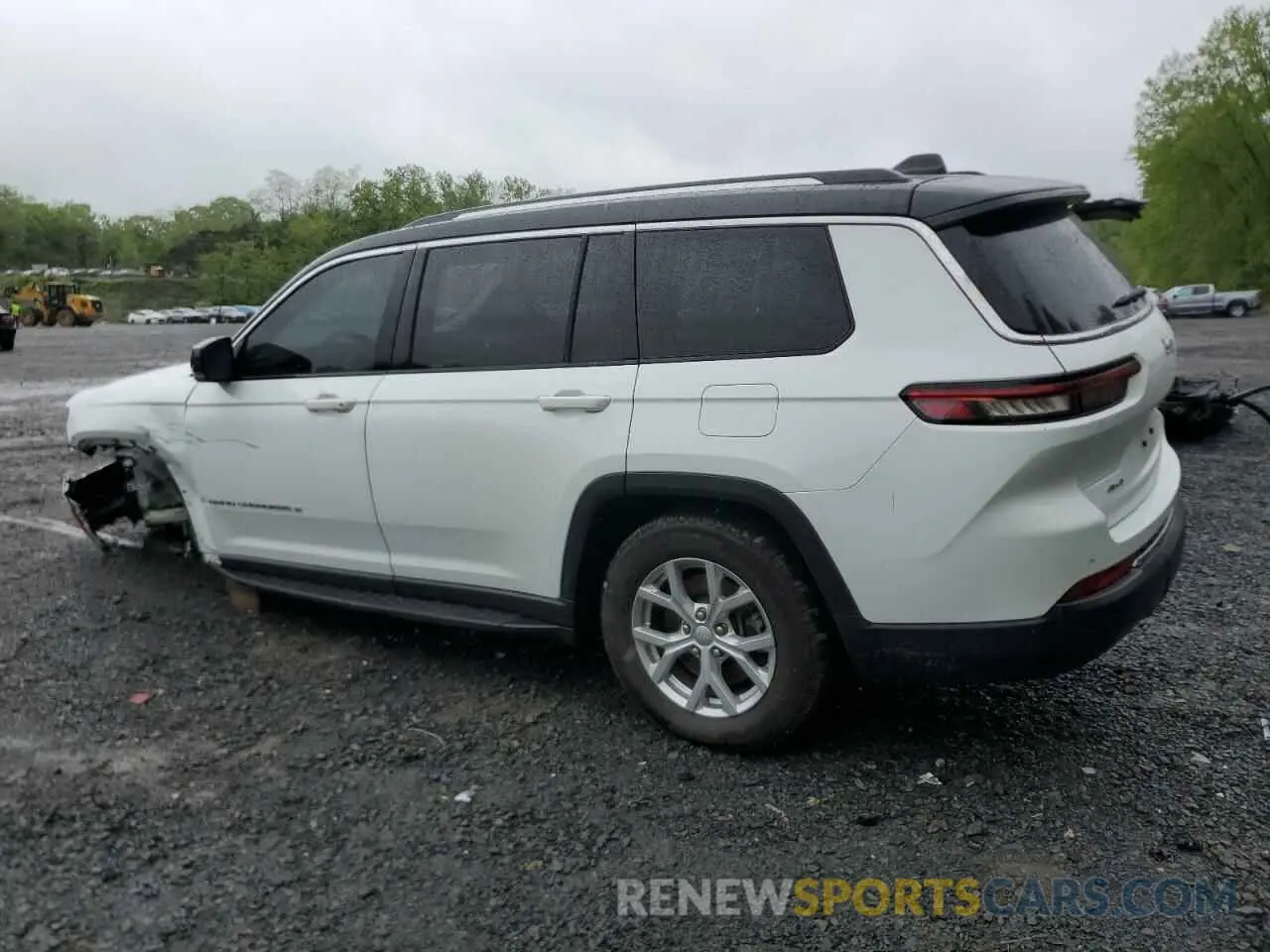 2 Photograph of a damaged car 1C4RJKBG8P8841313 JEEP GRAND CHER 2023
