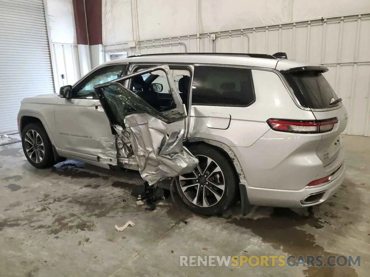 2 Photograph of a damaged car 1C4RJKDG8P8805067 JEEP GRAND CHER 2023