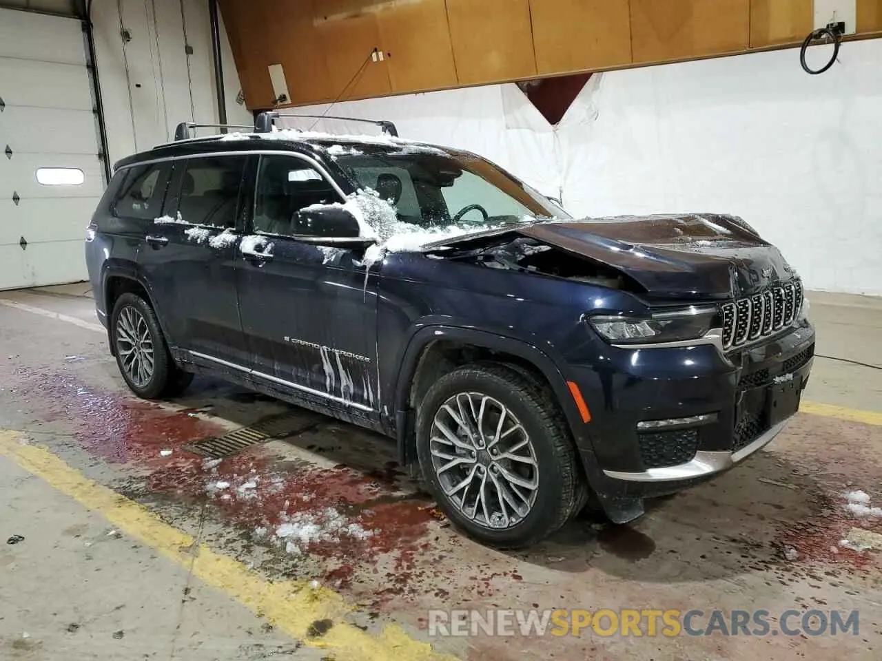 4 Photograph of a damaged car 1C4RJKEG6P8732411 JEEP GRAND CHER 2023