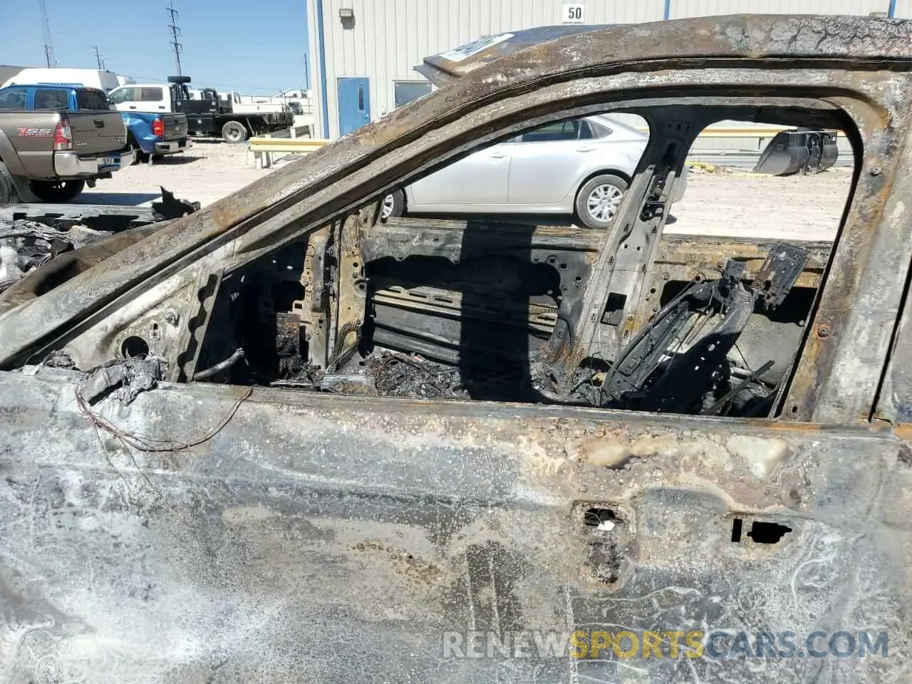 7 Photograph of a damaged car 1C4RJKEG6P8736765 JEEP GRAND CHER 2023