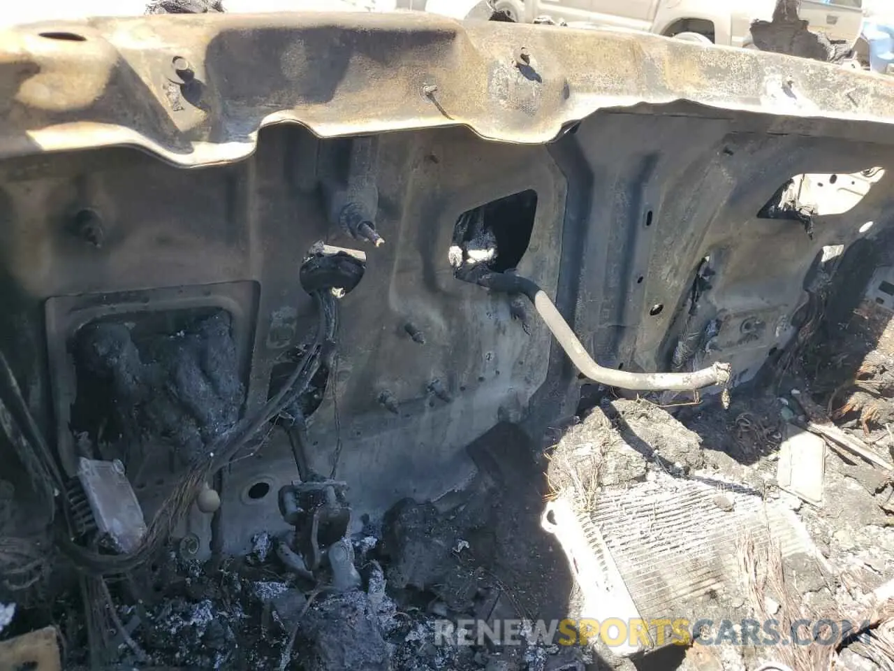 9 Photograph of a damaged car 1C4RJKEG6P8736765 JEEP GRAND CHER 2023