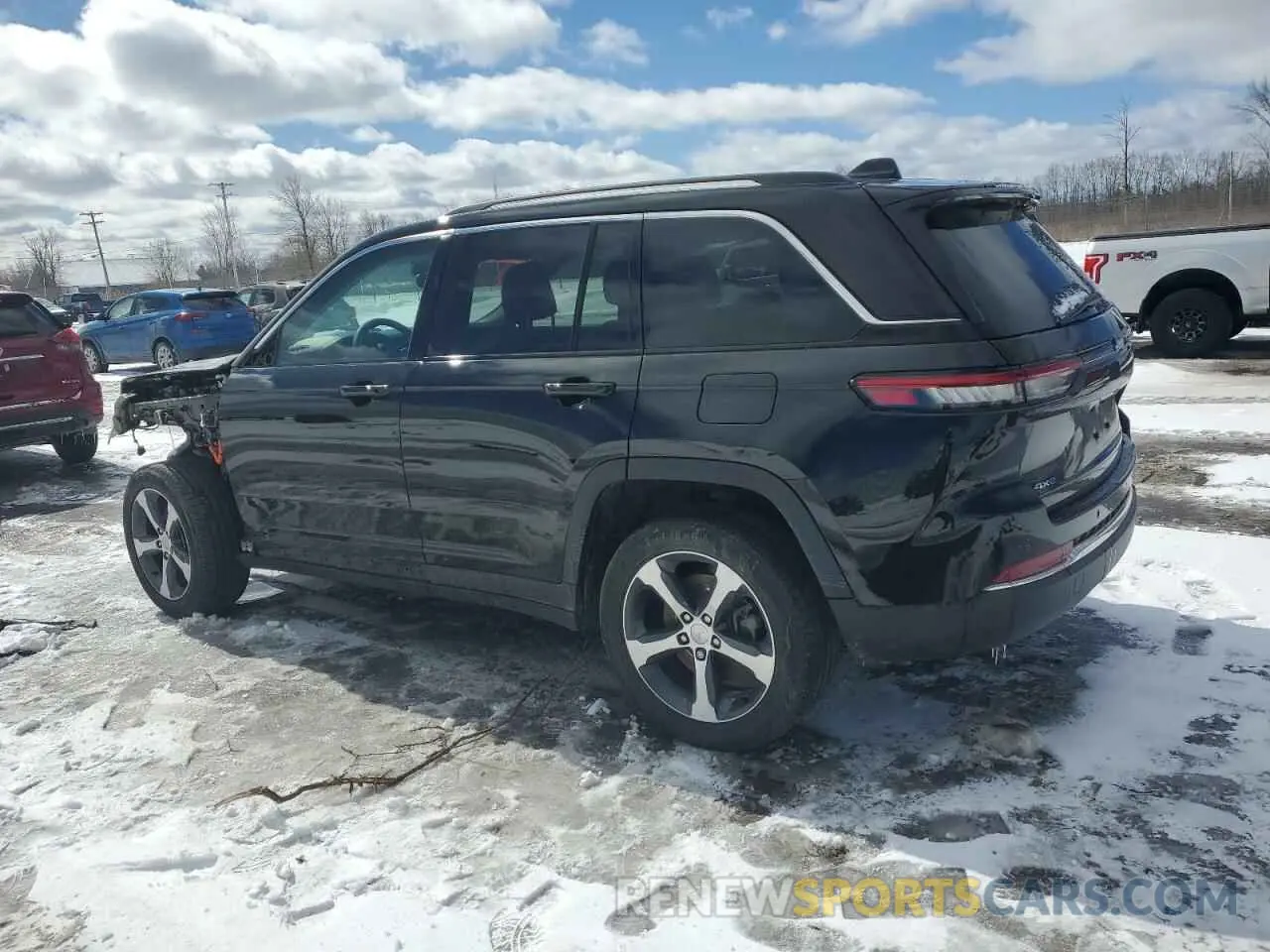 2 Photograph of a damaged car 1C4RJYB60PC665316 JEEP GRAND CHER 2023