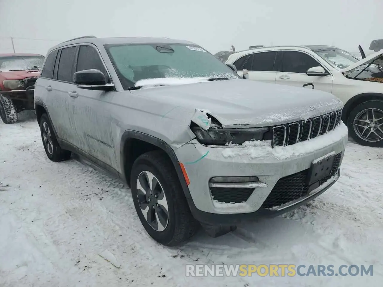 4 Photograph of a damaged car 1C4RJYB62PC596015 JEEP GRAND CHER 2023
