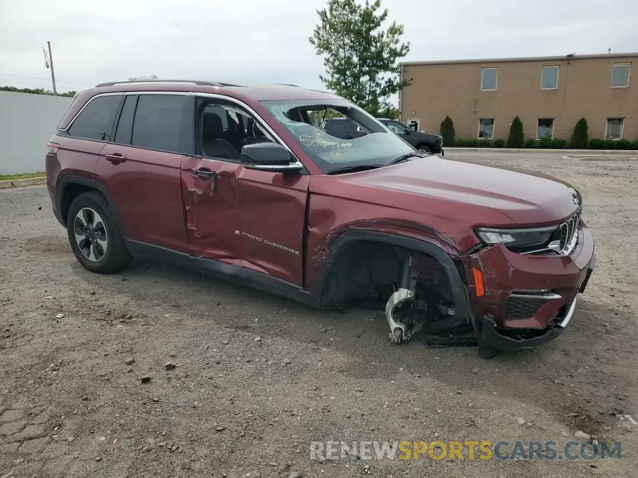 4 Photograph of a damaged car 1C4RJYB69PC624487 JEEP GRAND CHER 2023