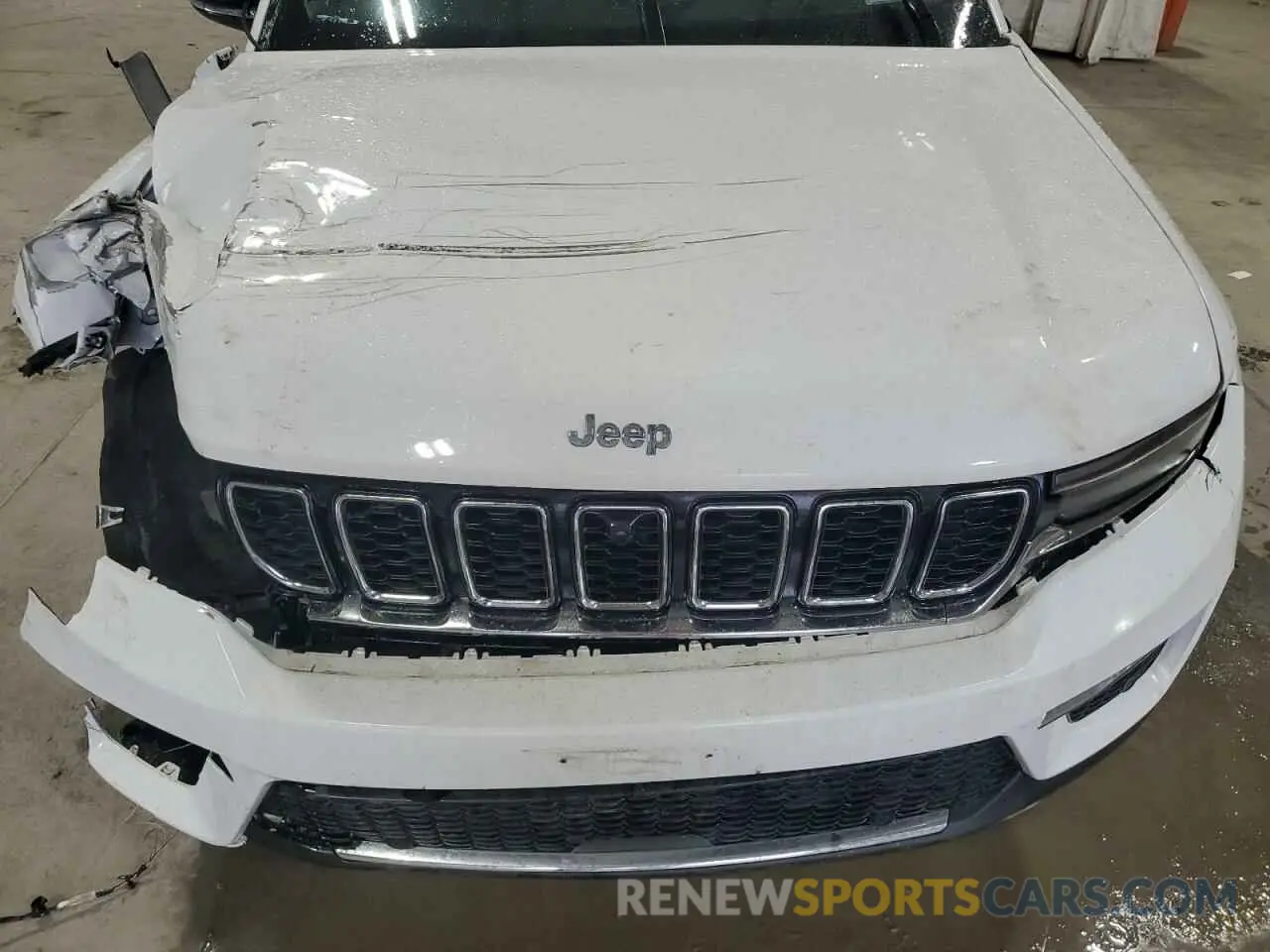 14 Photograph of a damaged car 1C4RJYB69PC650605 JEEP GRAND CHER 2023