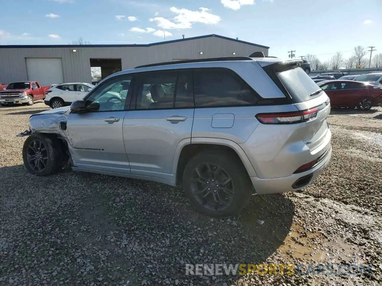 2 Photograph of a damaged car 1C4RJYB6XP8905569 JEEP GRAND CHER 2023