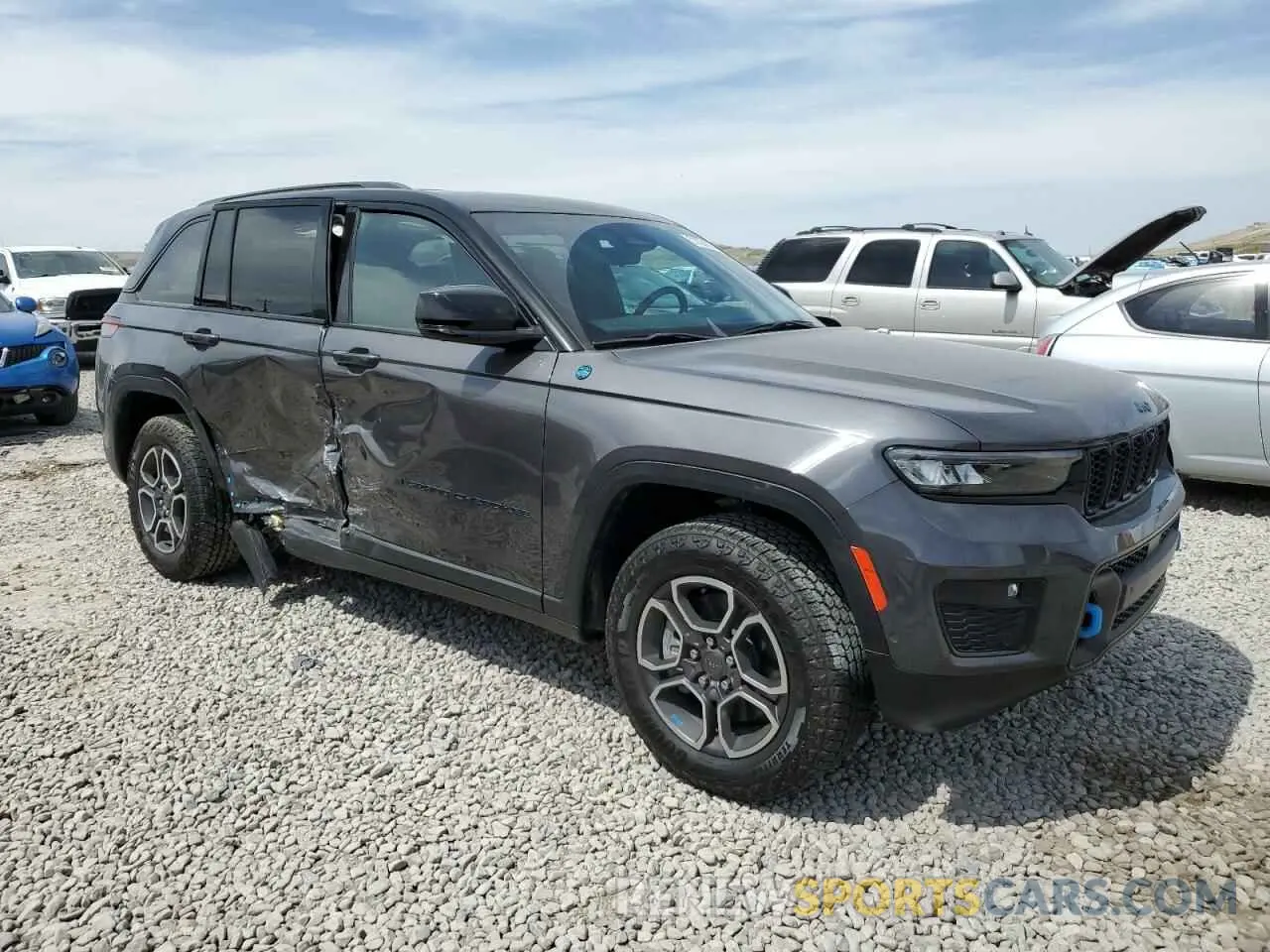 4 Photograph of a damaged car 1C4RJYC61P8786194 JEEP GRAND CHER 2023