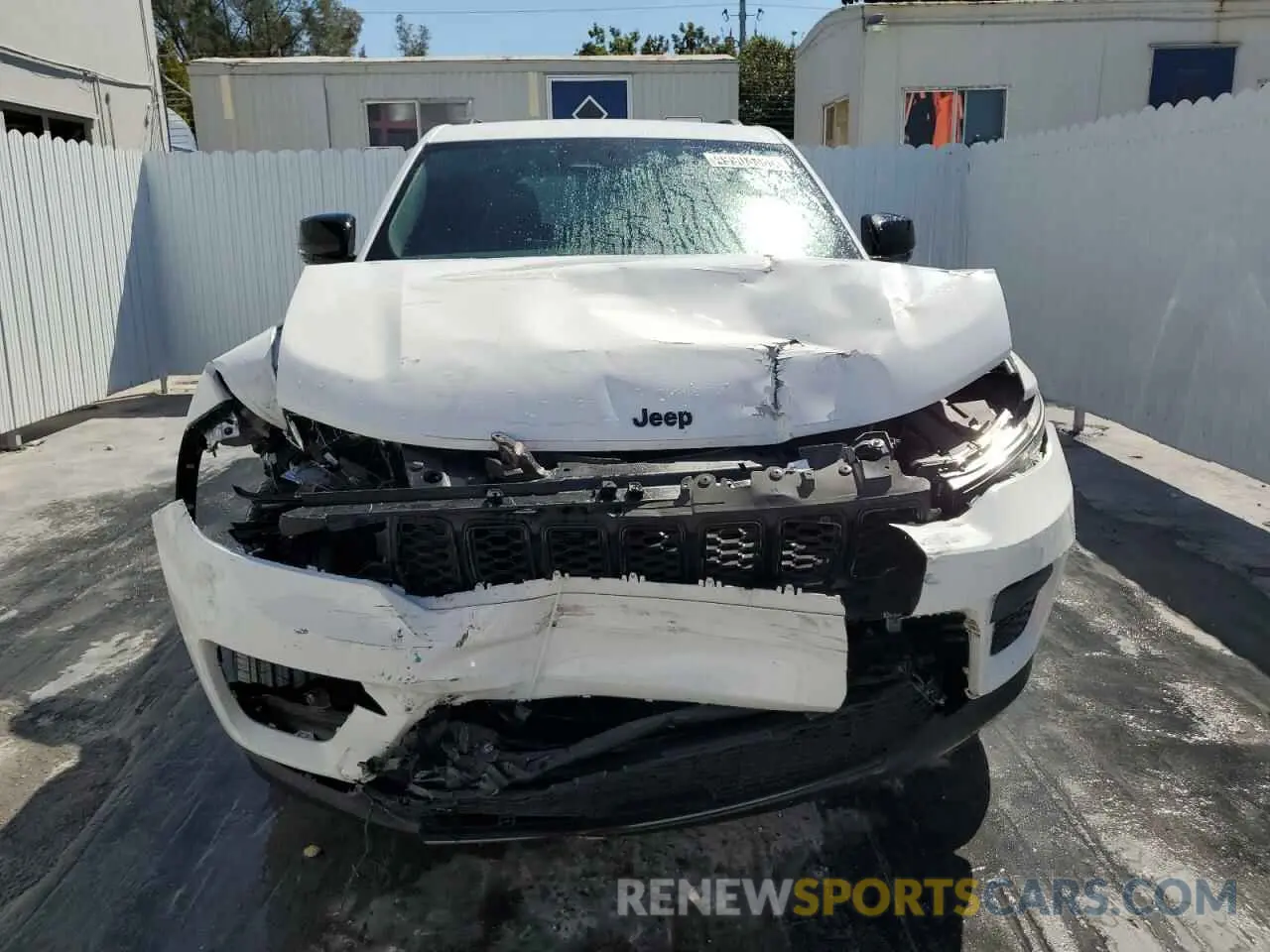 5 Photograph of a damaged car 1C4RJGAG4R8546470 JEEP GRAND CHER 2024