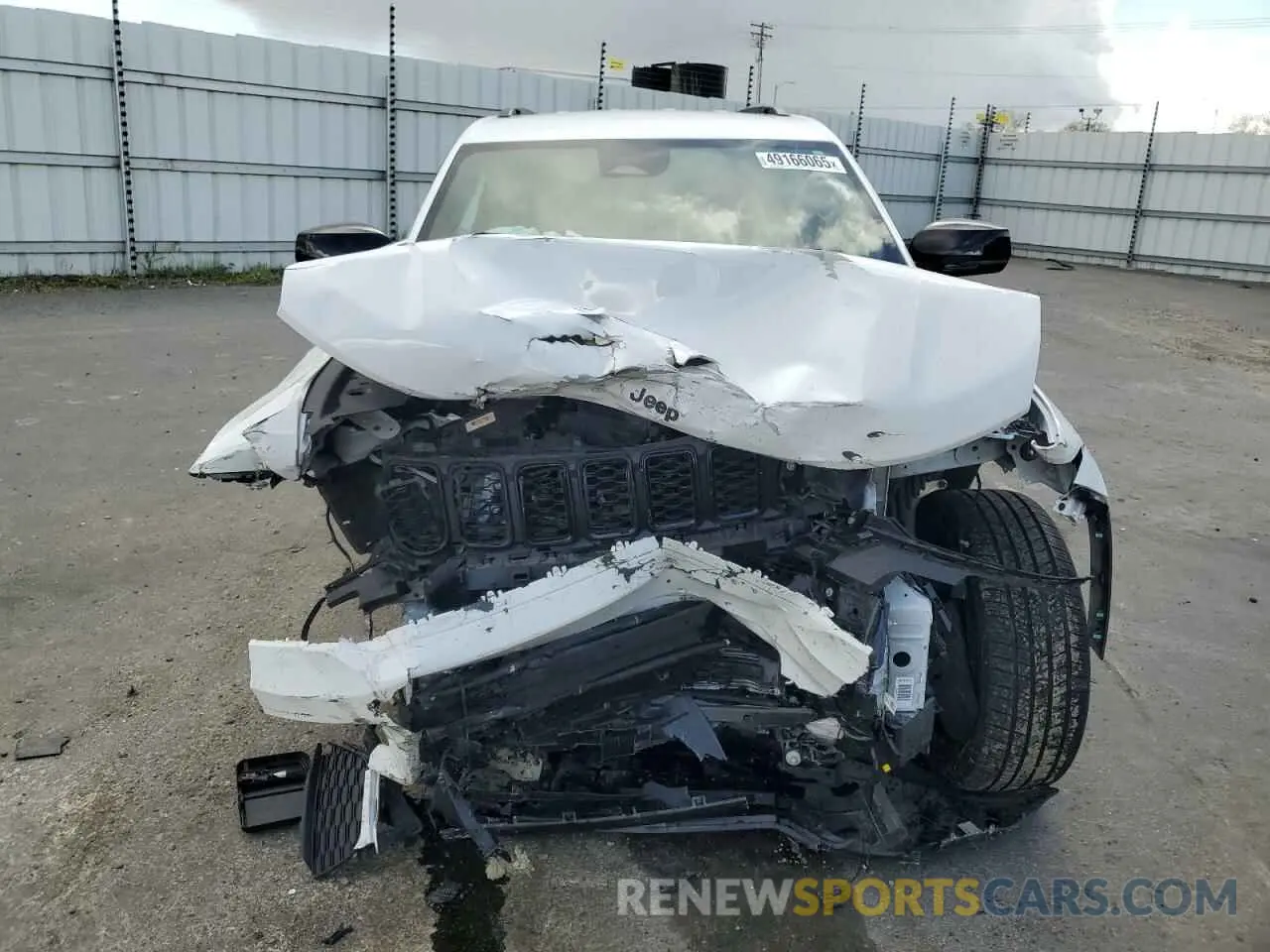 5 Photograph of a damaged car 1C4RJHAG2RC211081 JEEP GRAND CHER 2024