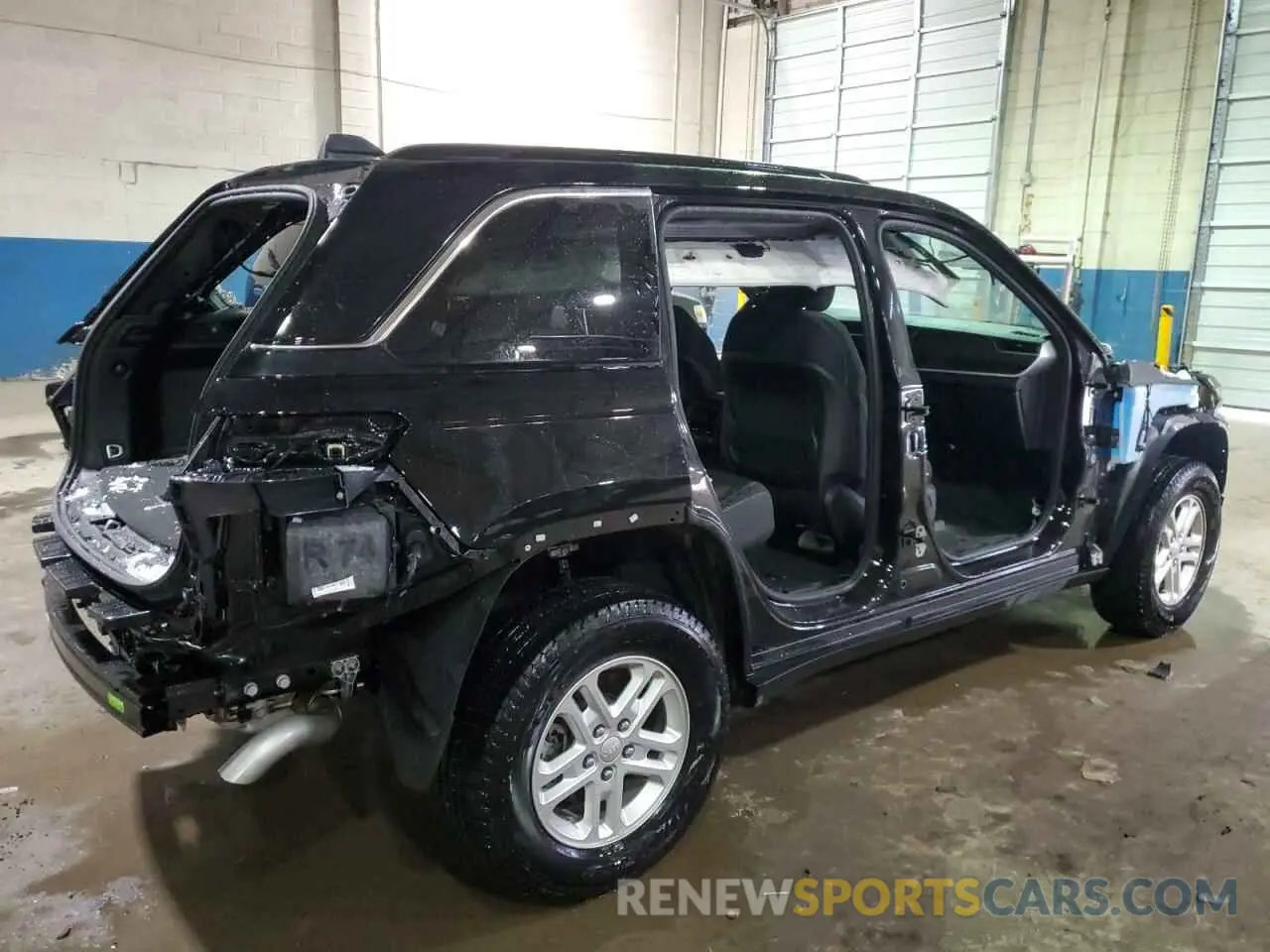 3 Photograph of a damaged car 1C4RJHAG4RC160649 JEEP GRAND CHER 2024