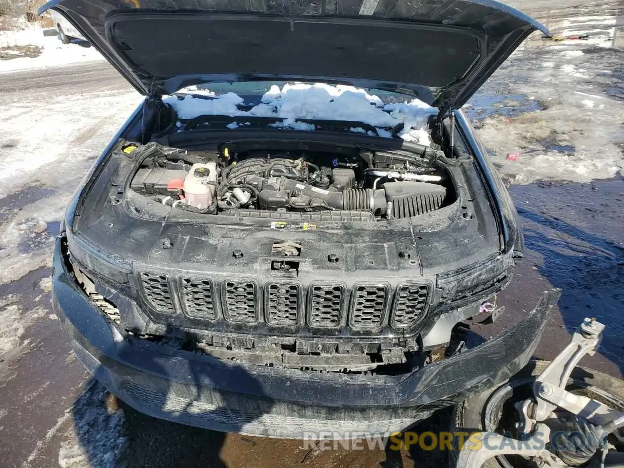 12 Photograph of a damaged car 1C4RJHAG4RC218341 JEEP GRAND CHER 2024