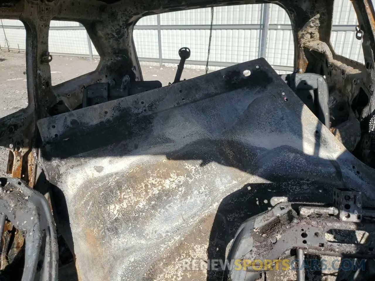 10 Photograph of a damaged car 1C4RJHAG5R8950609 JEEP GRAND CHER 2024